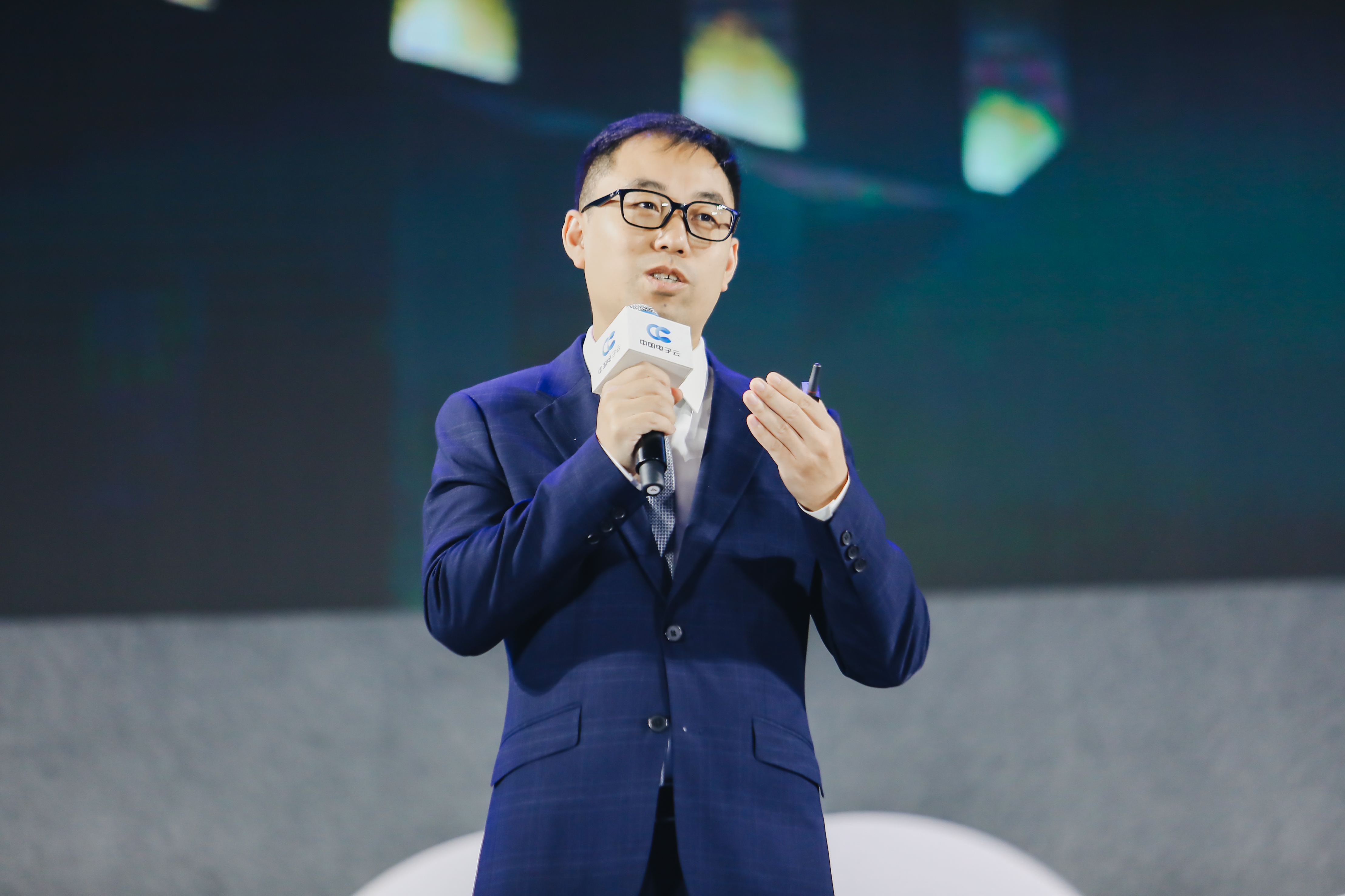 独家对话马劲：中国电子云的姓与名