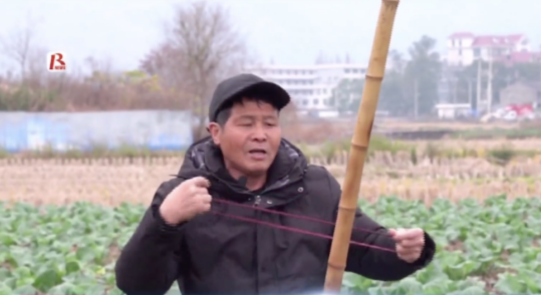 互联网上发疯的中年男人，都爱叫自己神