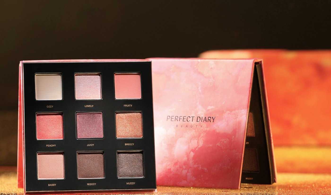 “网红”完美日记，一年没了960亿