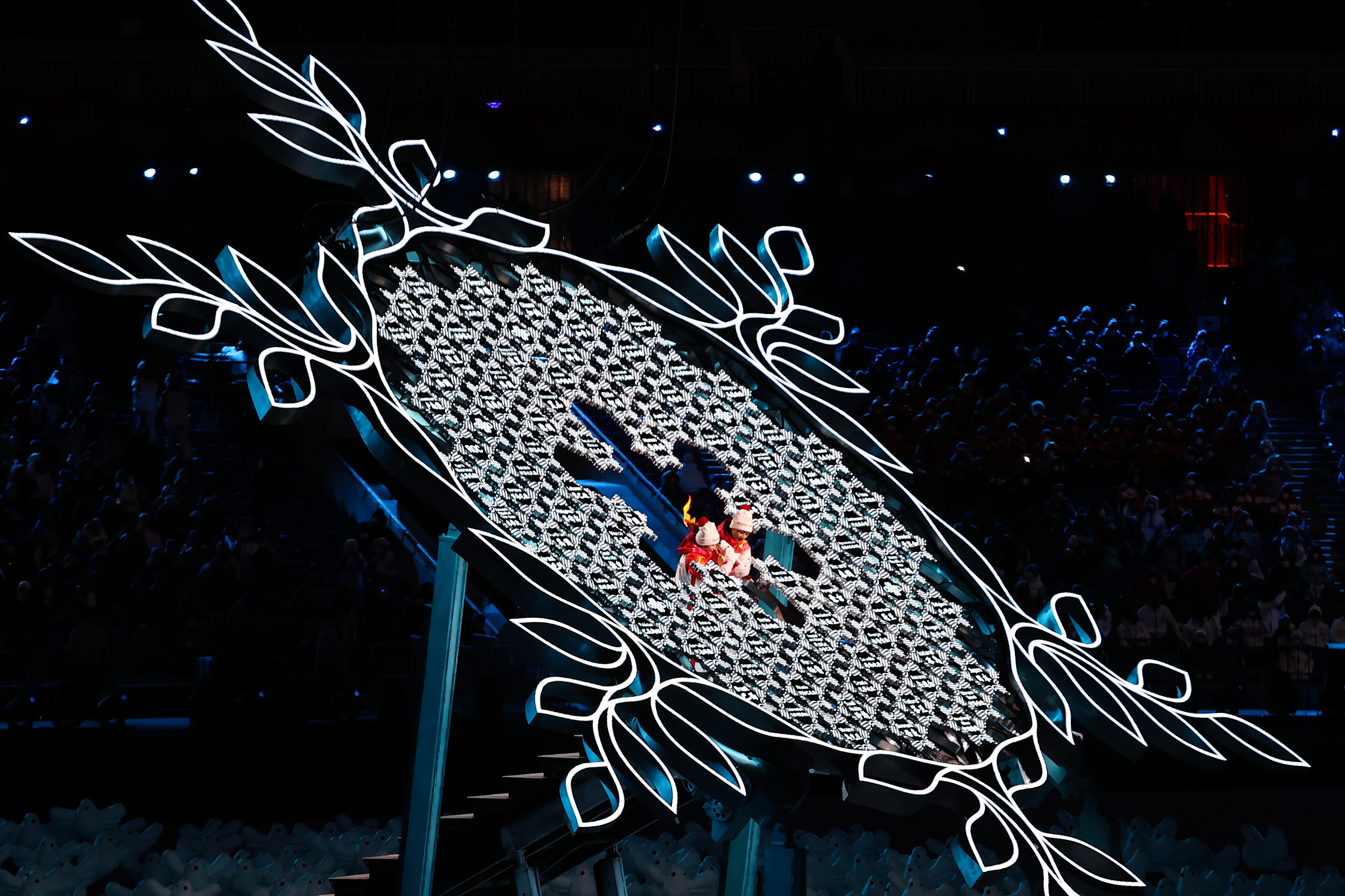 冬奥火炬中的能源终极之战