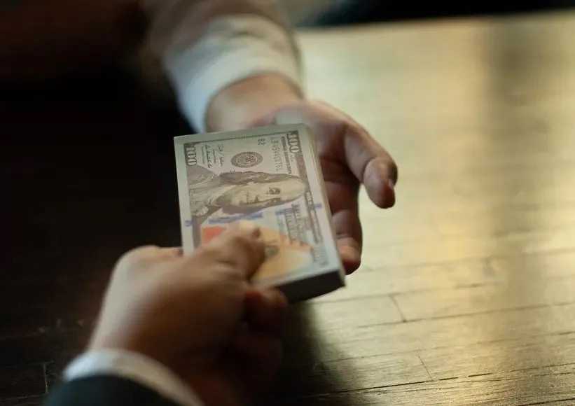 一年营收16亿，一支牙膏即将撑起一个IPO