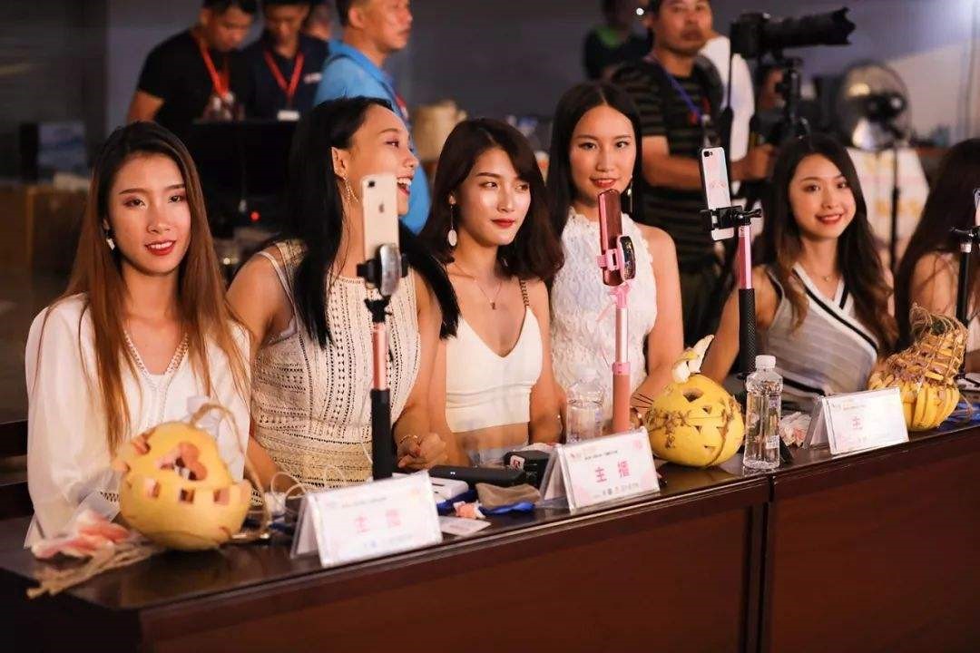 直播红利消失，为何年轻人依旧“趋之若鹜”？