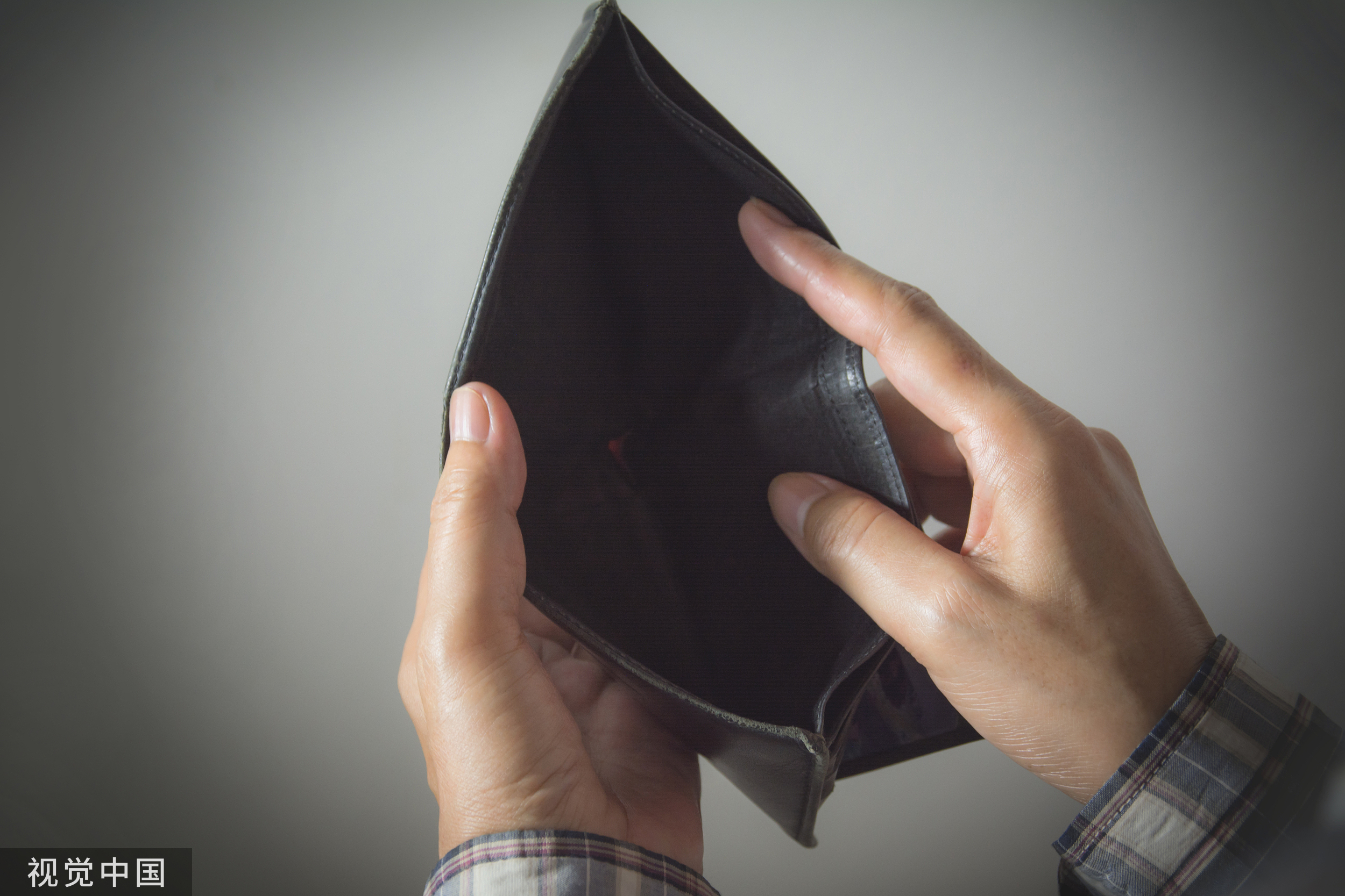 我，做代理，8个月负债140万