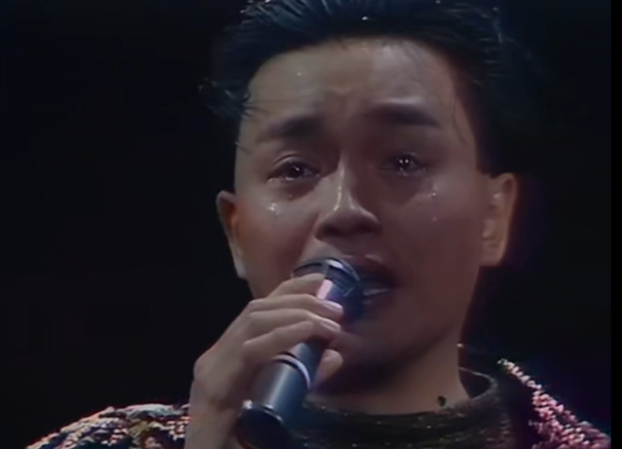 若觉人生难动容，劝君听听张国荣