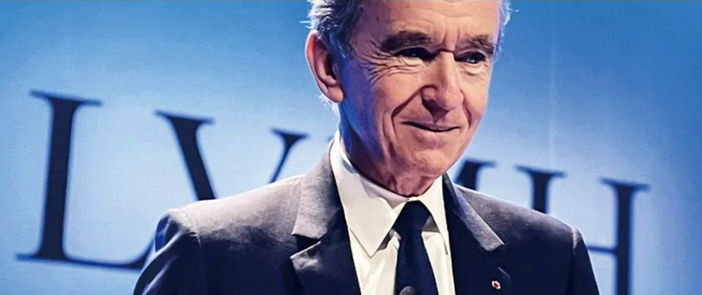 LV程继续，时尚教父要干到80岁