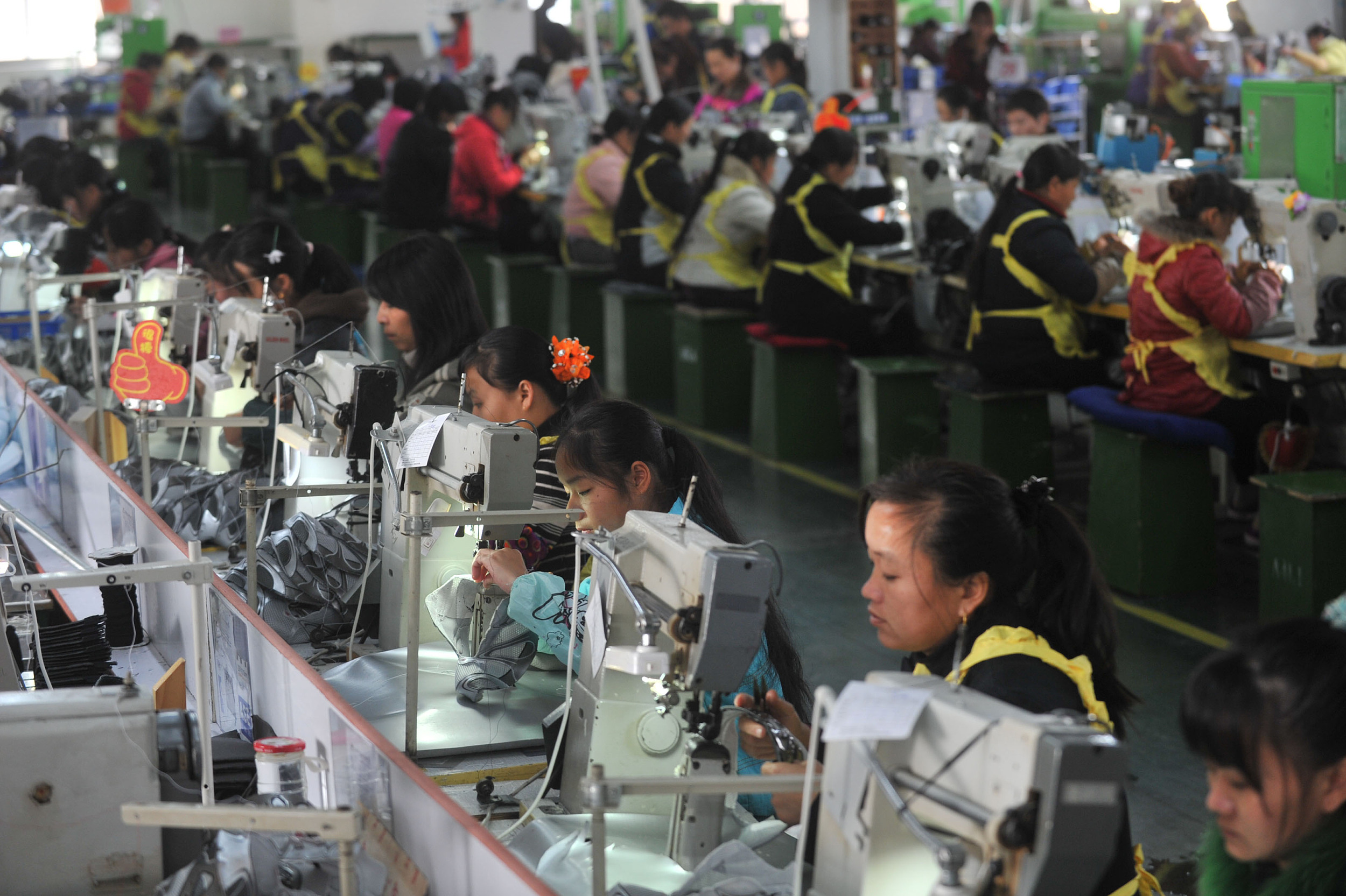 消失的经销商，电商化的工厂