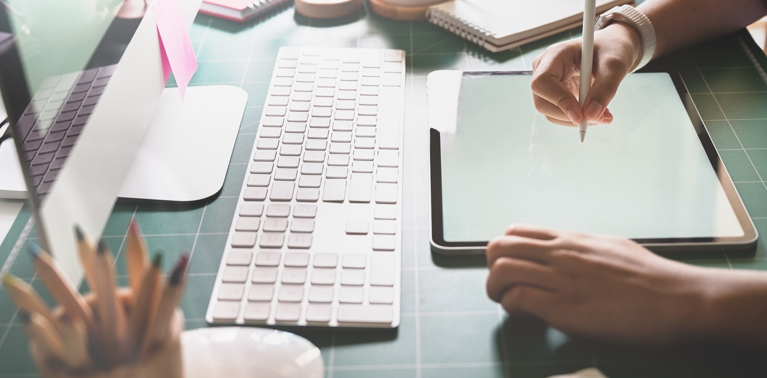 0基础速成班接连塌房，插画师培训依旧火爆？ ​