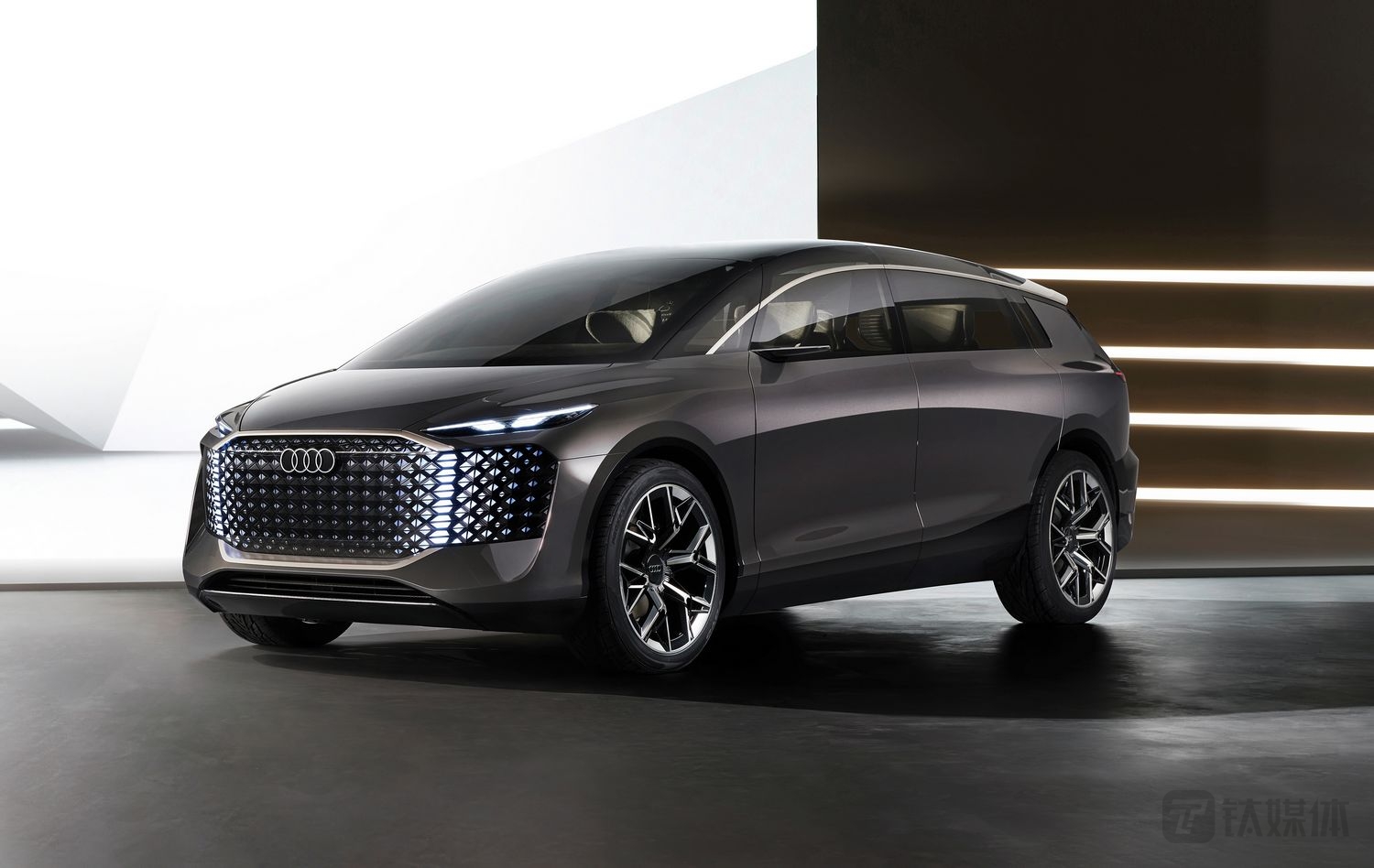 具备L4级自动驾驶功能 奥迪urbansphere概念车全球首发 | 一线车讯