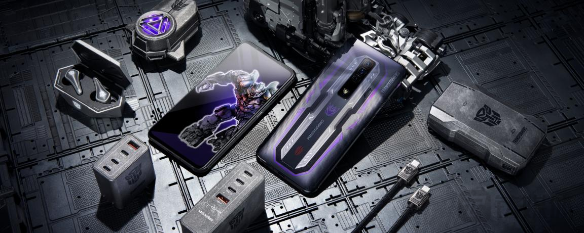 红魔7系列变形金刚联名版手机发布，品牌未来将扩展PC生态 | 钛快讯