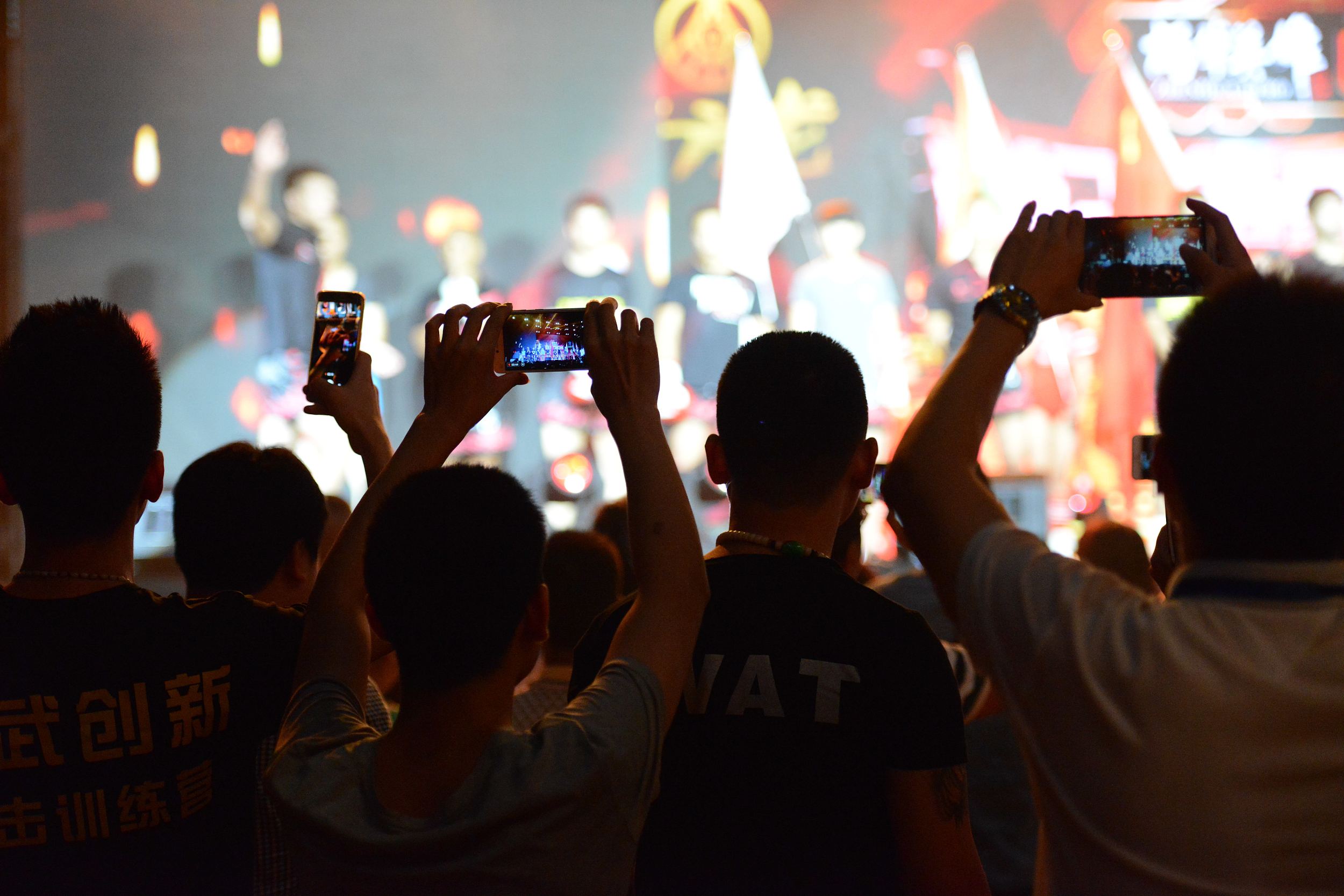 防抖有了统一标准后，手机拍照还将一飞冲天？