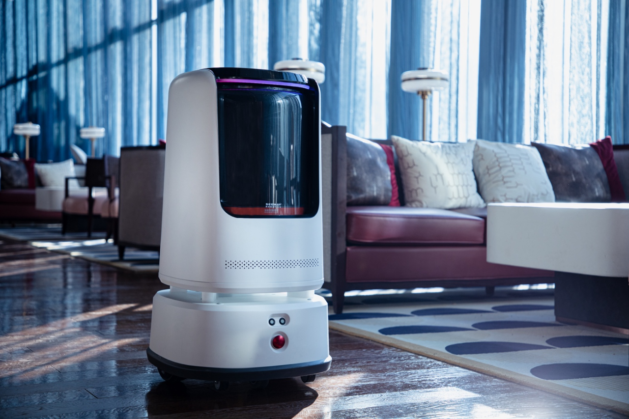 加速布局终端配送市场，九号公司发布商用机器人新品