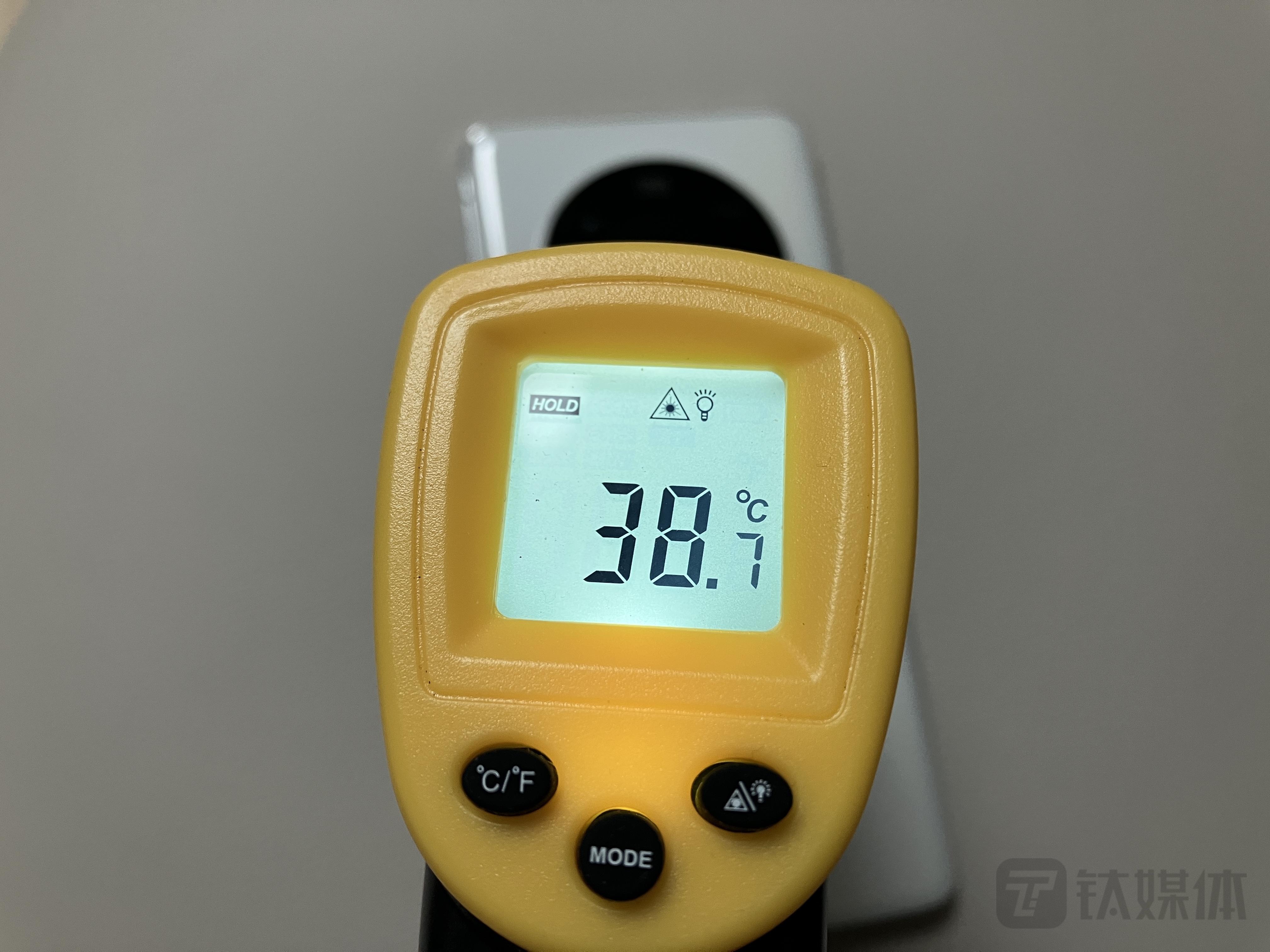 手机表面最高温度