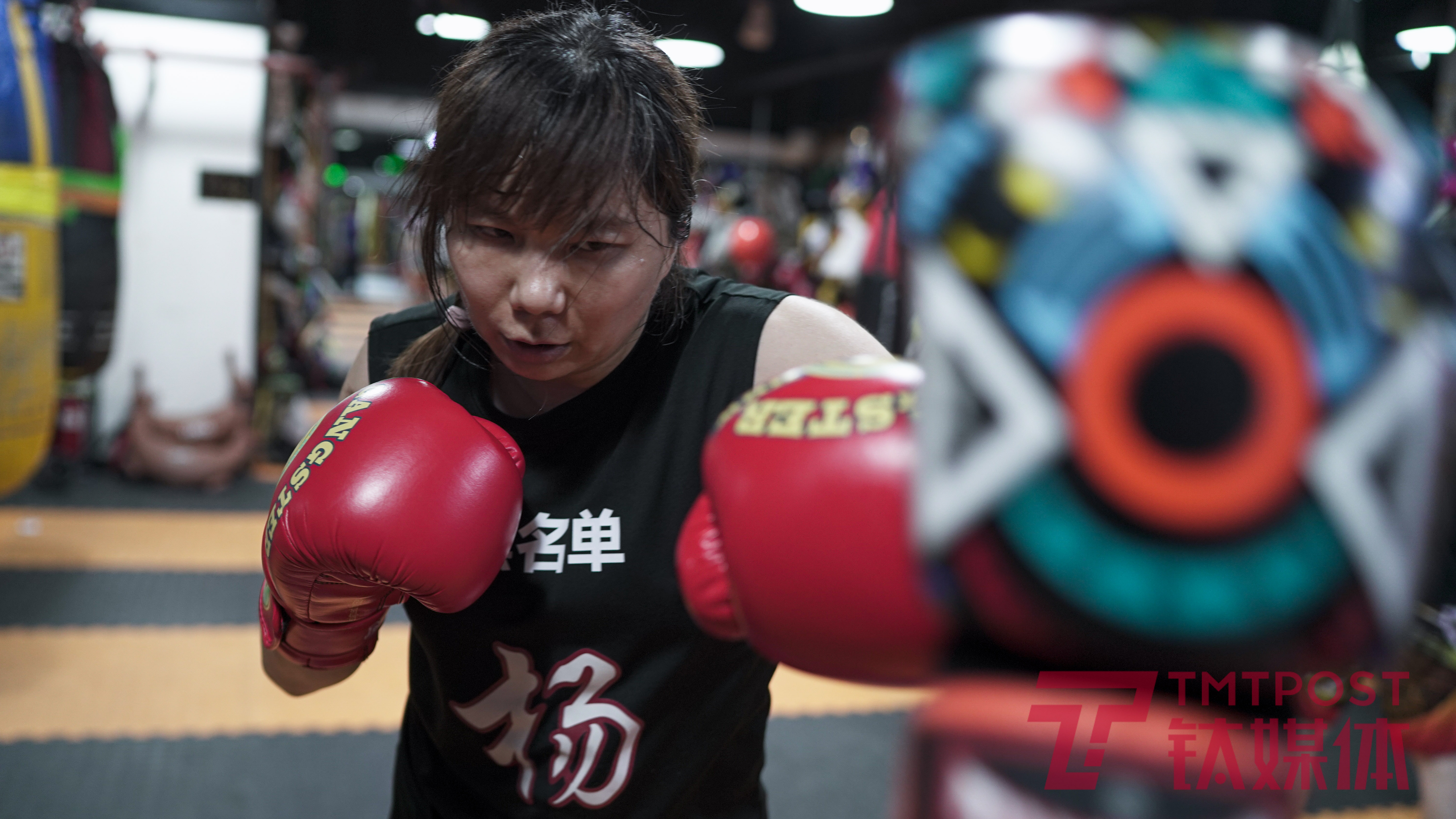 楊小小參加拳擊團(tuán)課