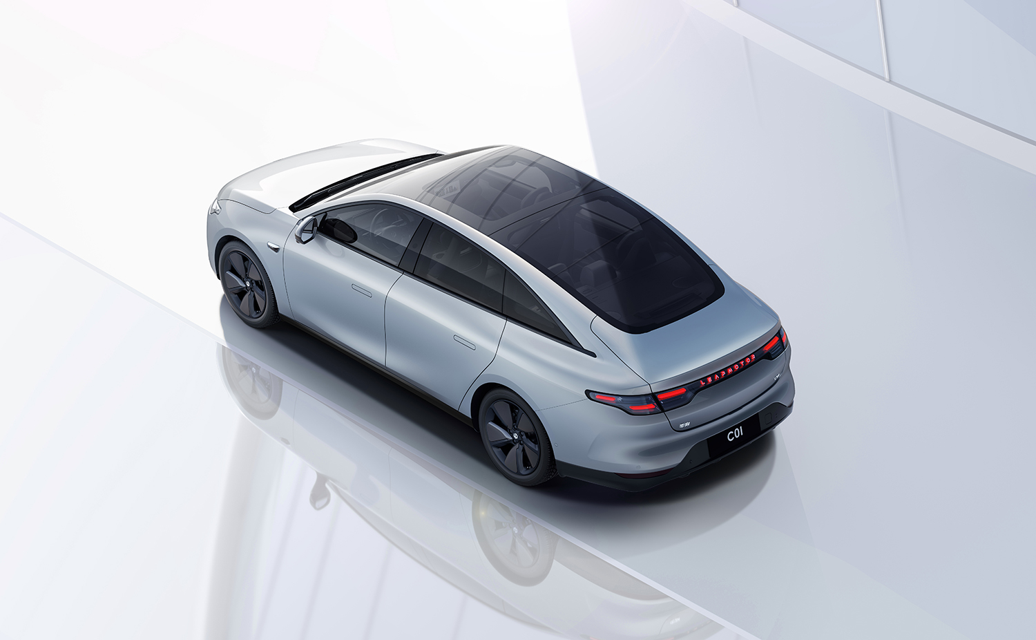 零跑学不会特斯拉