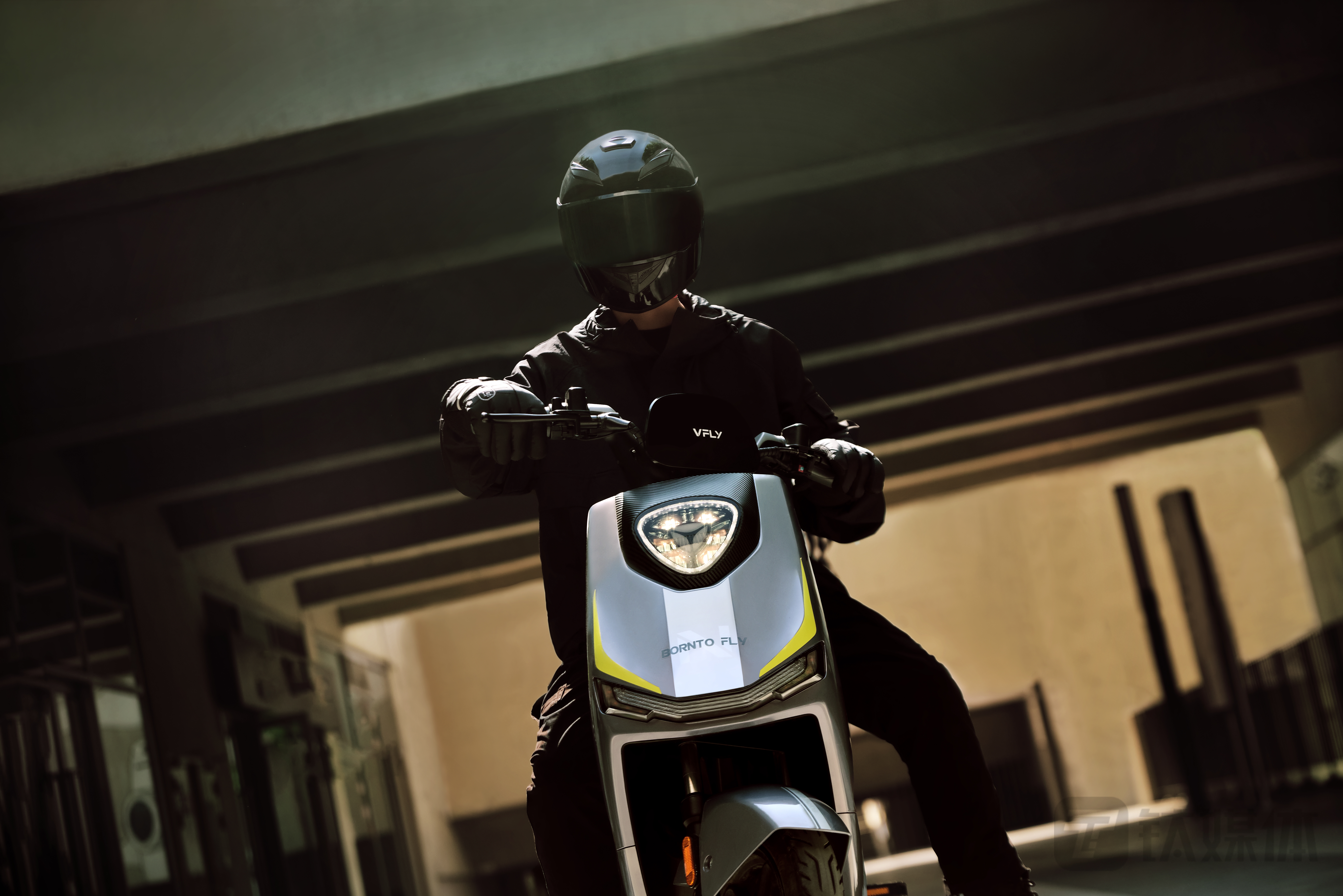 科技牌能否助力VFLY N系列打开高端两轮电动车市场？ | 一线车讯