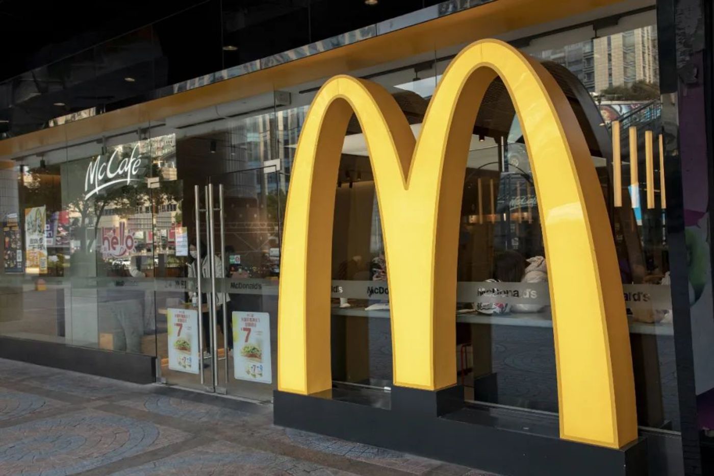 【钛晨报】麦当劳宣布退出俄罗斯；云从科技：IPO定价15.37元/股，18日开始申购；碧桂园等被选为示范房企，将于本周发债