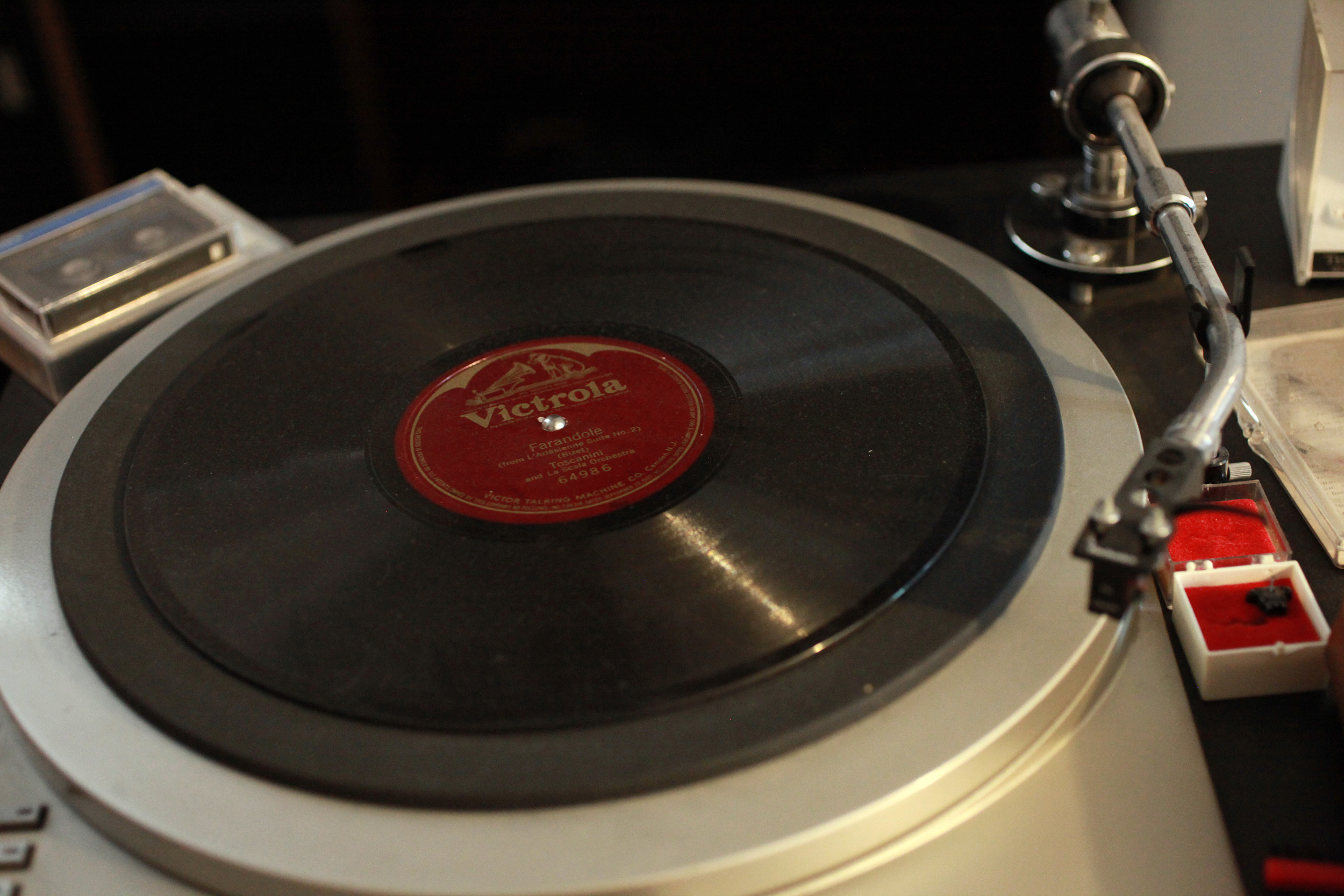 周杰伦黑胶从6000涨到2万，黑胶“理财产品”化？