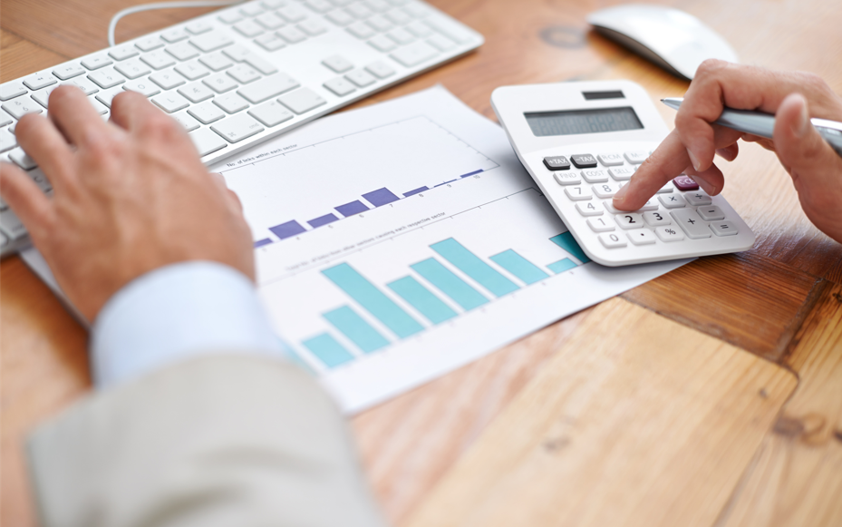 【钛晨报】财政部：上半年全国一般公共预算收入105221亿元；银保监会回应“停贷”事件；特斯拉在华生产、销售等岗位仍招人