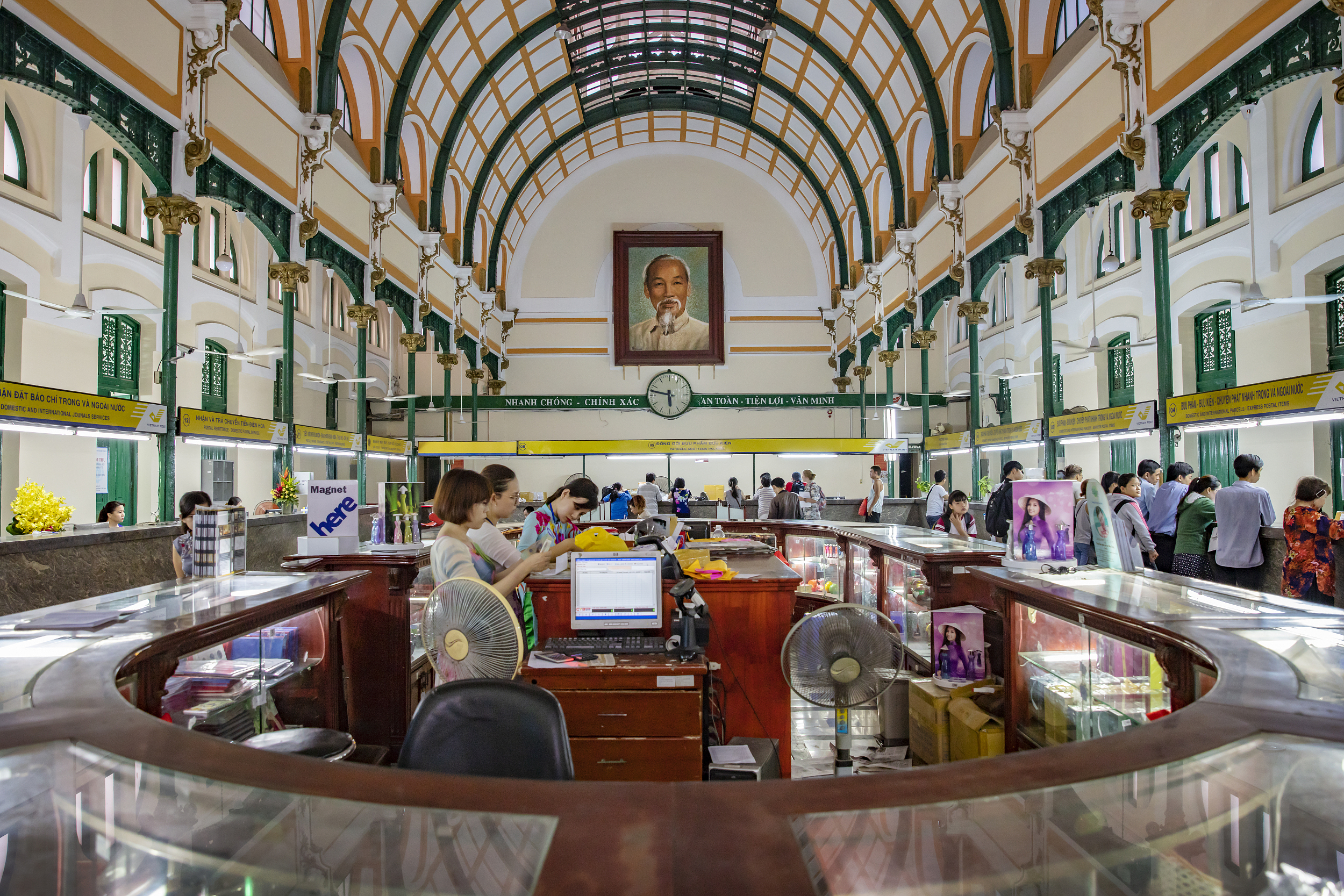 押宝越南，落子新加坡，东南亚凭什么吸引李嘉诚