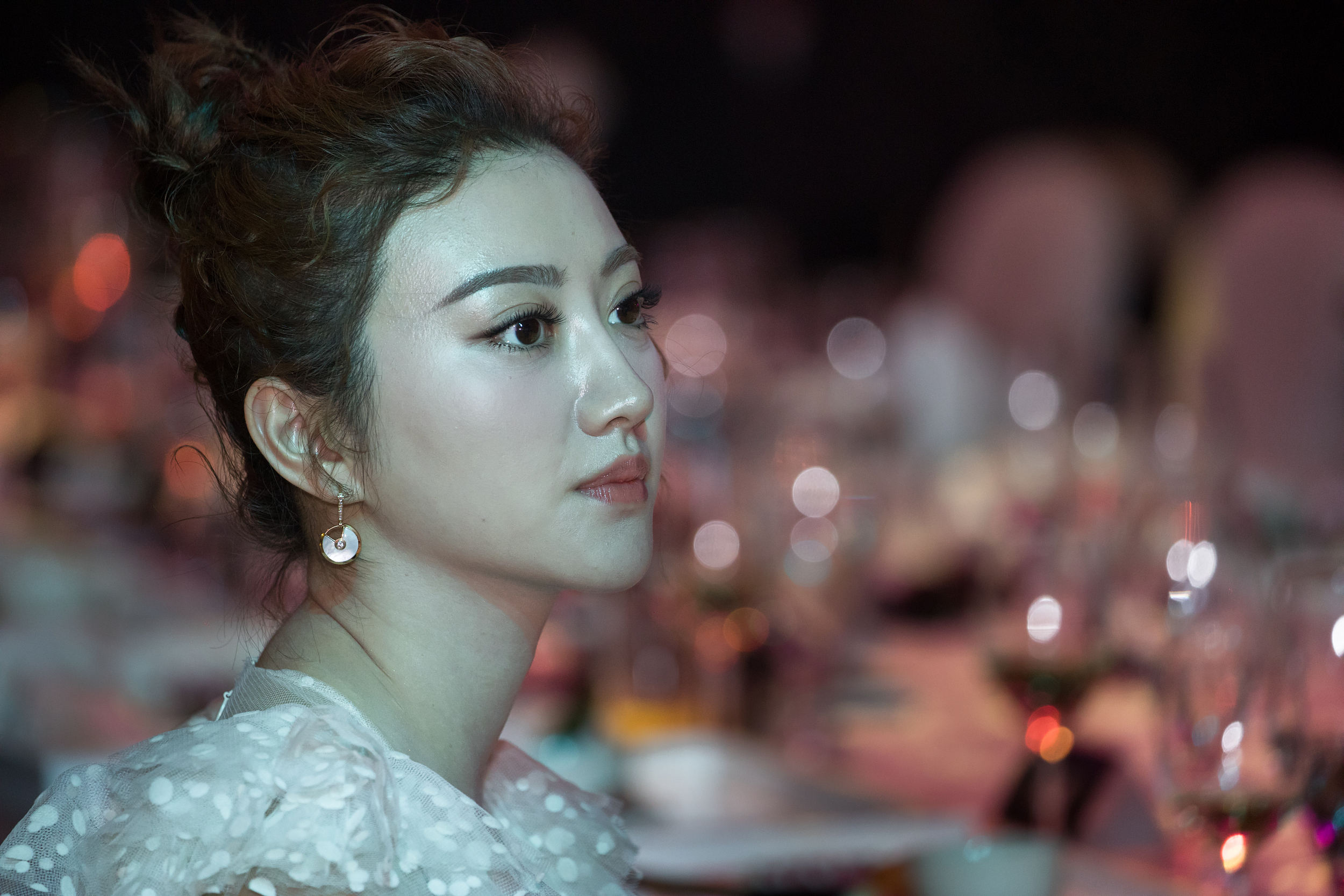 景甜被罚722万：管明星代言，何时管到带货？