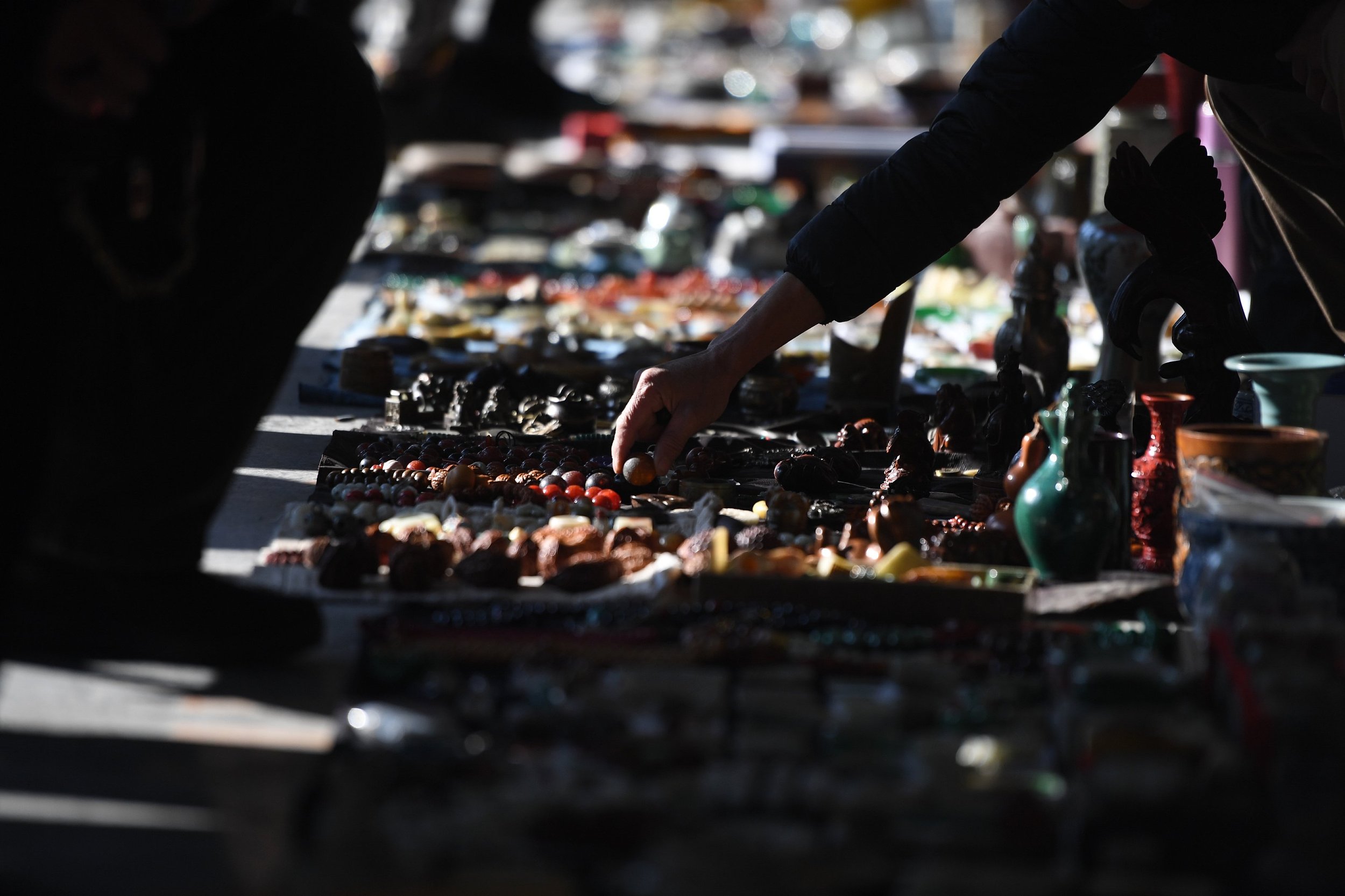 盘核桃的年轻人，盘出了一家上市公司？