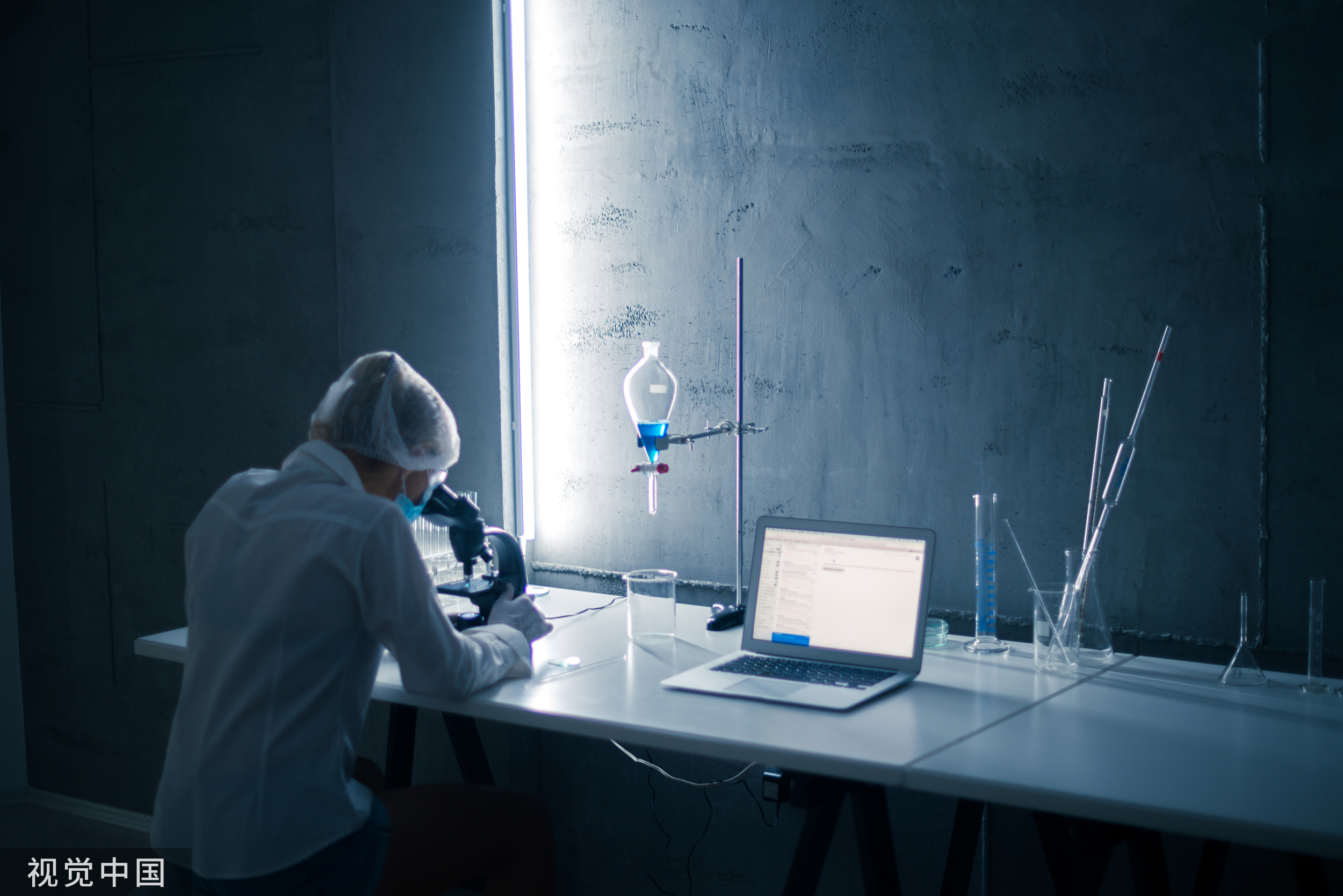 不让科技工作者成为“孤勇者”