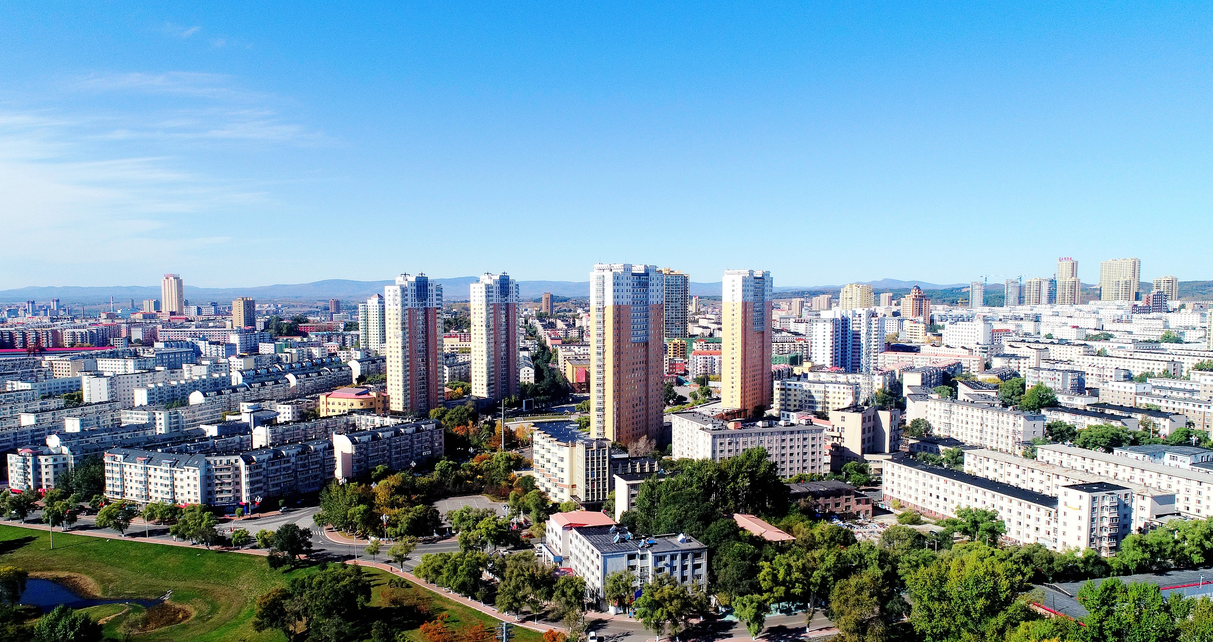 安徽“鹤岗”，一座60岁钢铁城市的中年困局