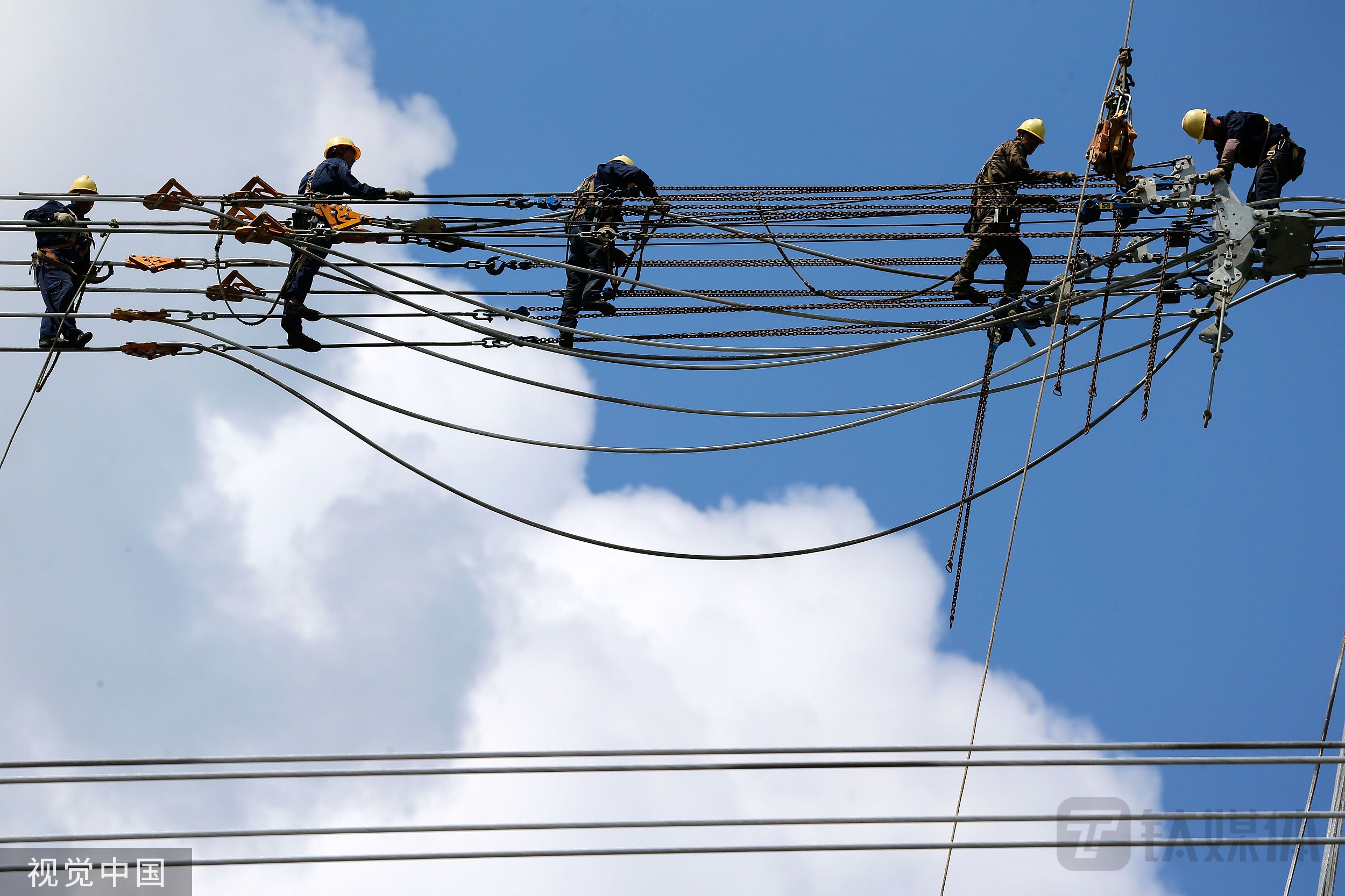中超控股乱局最新进展：两任实控人均被罚