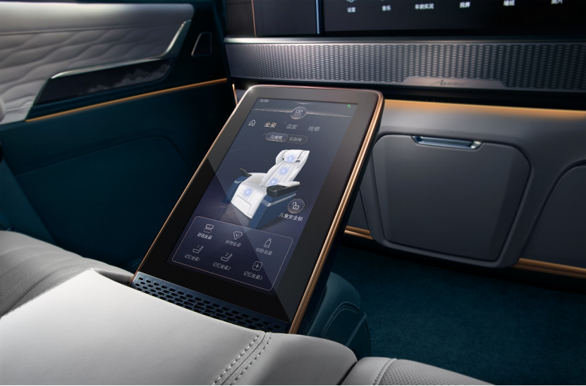 搭载双8155芯片，别克全新GL8世纪CENTURY科技配置曝光 | 一线车讯