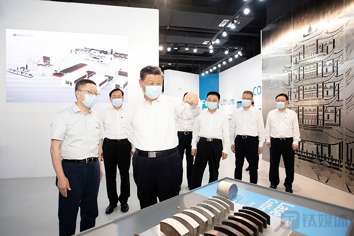 【钛晨报】习近平在湖北武汉考察时强调：把科技的命脉牢牢掌握在自己手中，不断提升我国发展独立性自主性安全性；阿里巴巴成立子公司瓴羊，聚焦企业数字化增长；瑞士信贷计划削减成本以稳定业务