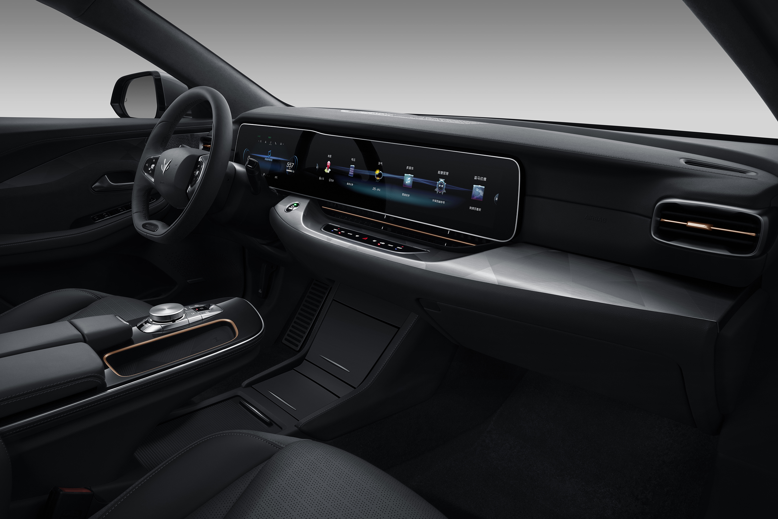 手握30万，中级纯电轿车你会选谁？