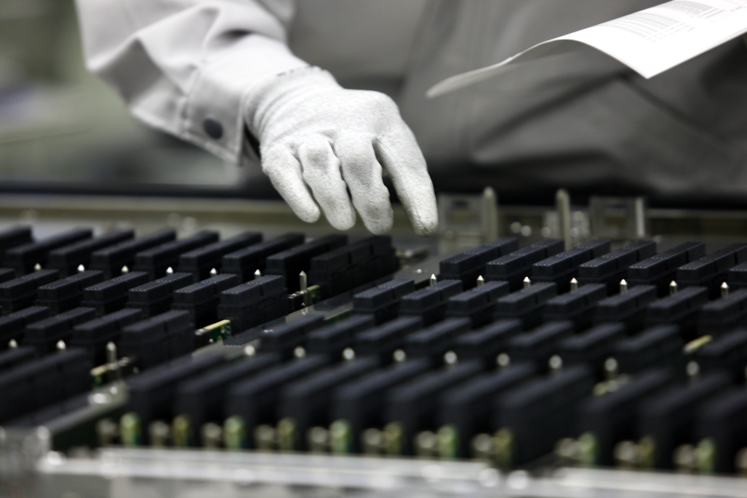 伟测科技IPO中止：保荐人平安证券被罚，或触发对赌协议生效 | IPO速递