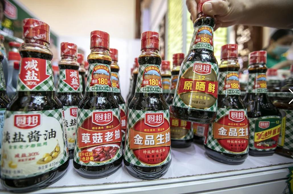 保险、地产重拳，砸向快消品老板