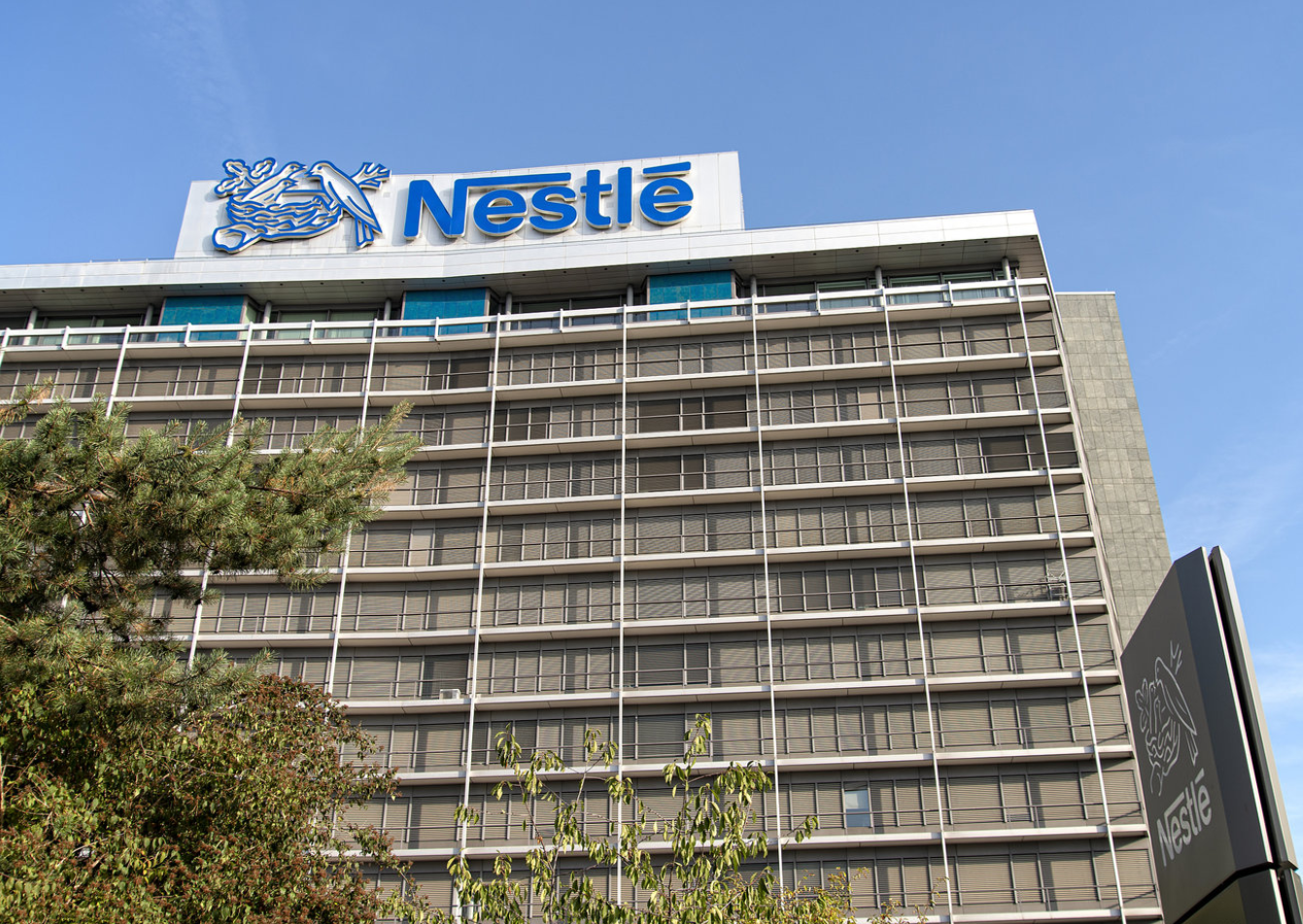 现金流紧张、毛利率下降，电商支撑雀巢国内业务｜看财报