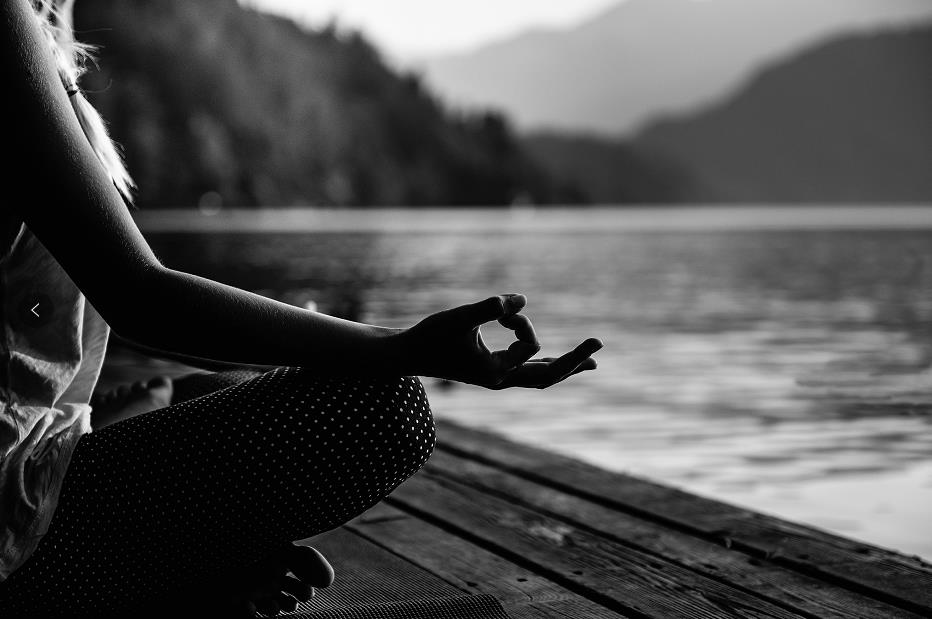 千万年轻人的焦虑，撑起小众冥想生意