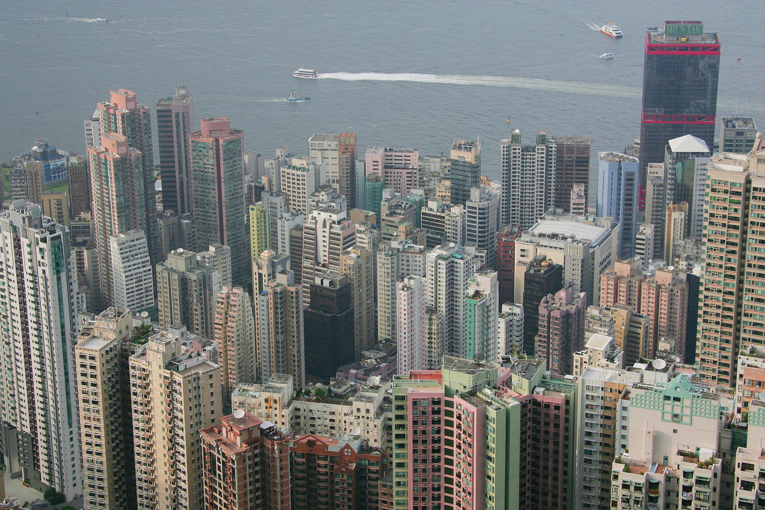 【房地产市场周报】龙湖集团回应破产传言；17家房企联名求助政府打击“房闹和恶意维权”；17部门发文支持公租房、购房政策向三孩家庭倾斜；北京金隅大成物业被举报超收电费400万