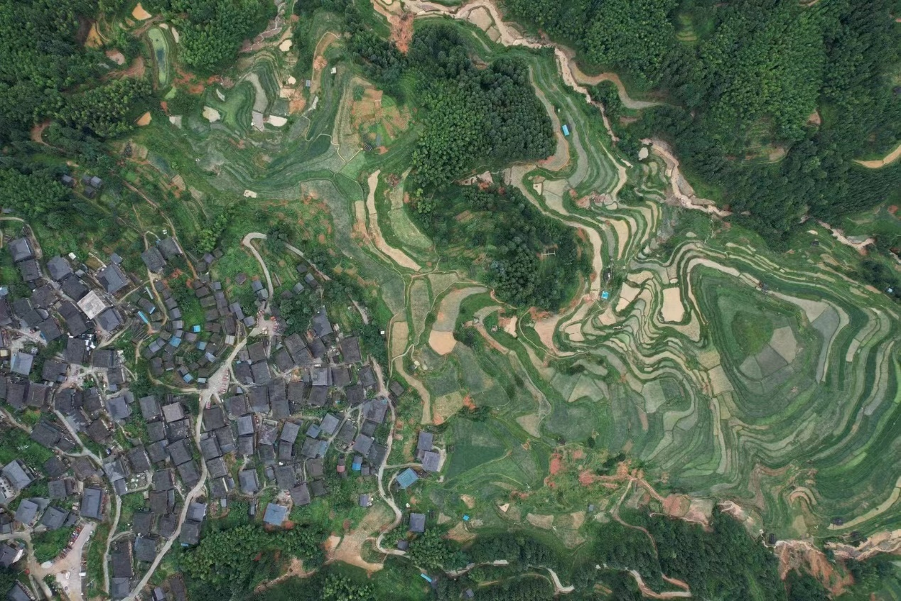 “华熙云中”公益：6000公里贵州采风路，谱写“云中黔歌”多彩前奏