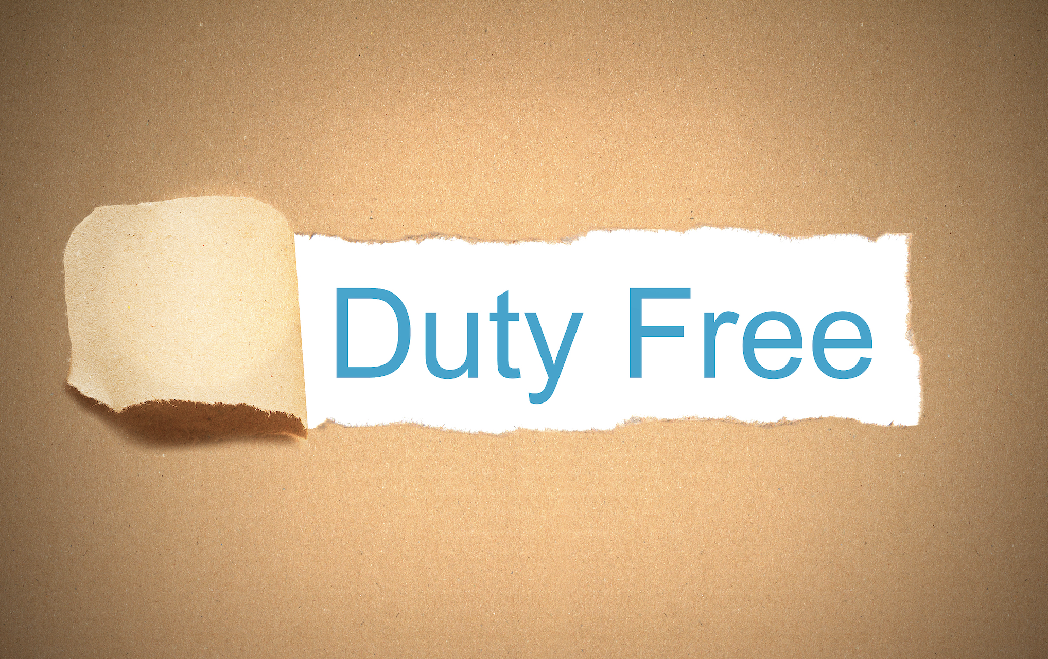 疫情下迎来休战期，中国中免总算稳住了