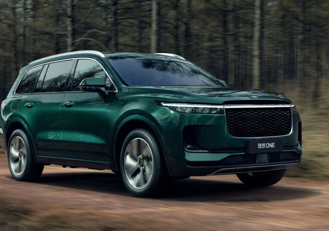 大逃杀前夜，理想和蔚来不敢喘气