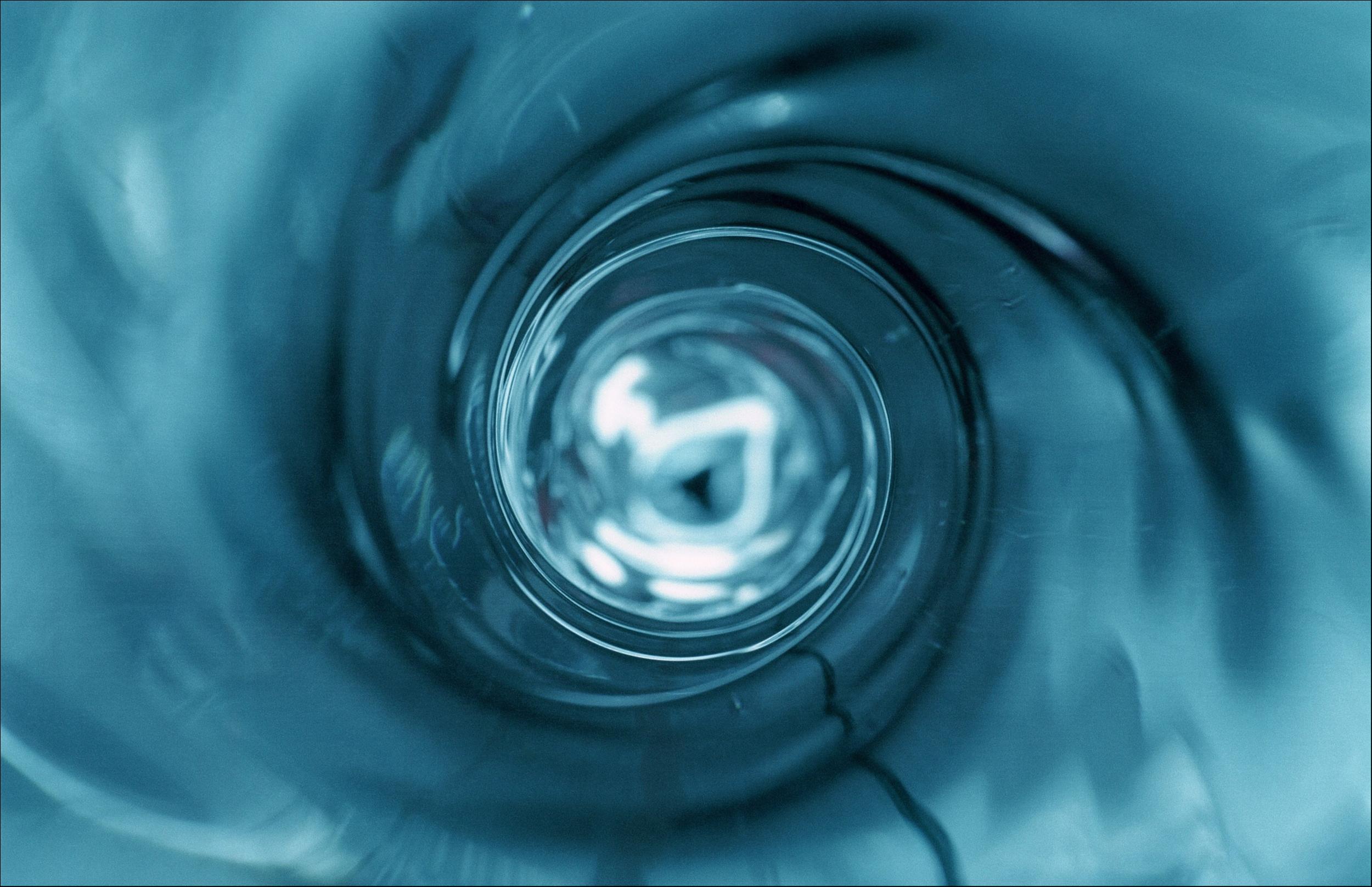 侵权、抢功争议不断，Stability AI 陷入​漩涡