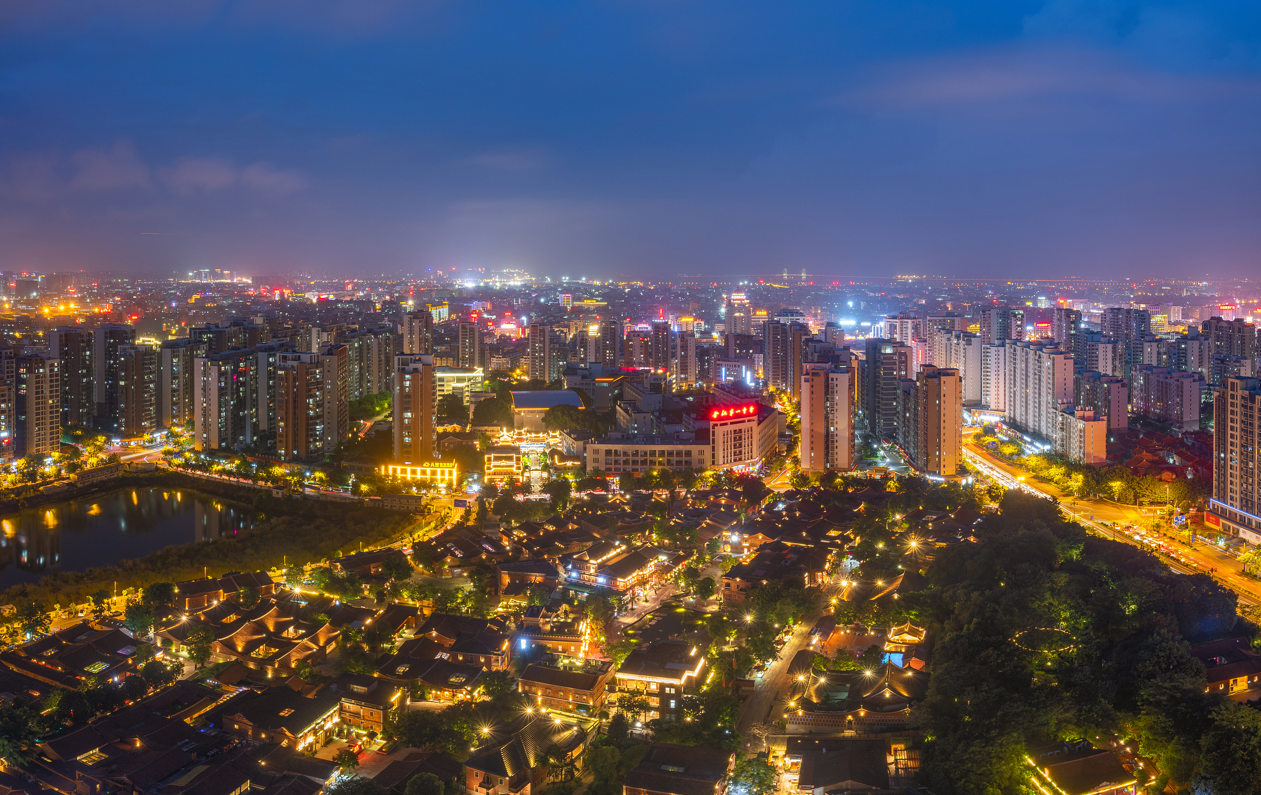 晋江市为福建省下辖县级市，闽南金三角的核心。图片来源：视觉中国