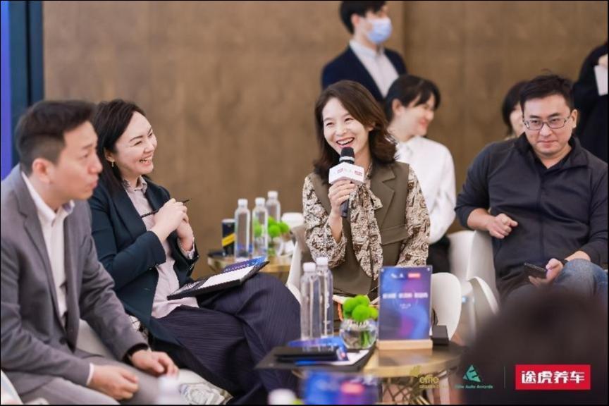 与会嘉宾就实效营销进行了热烈探讨