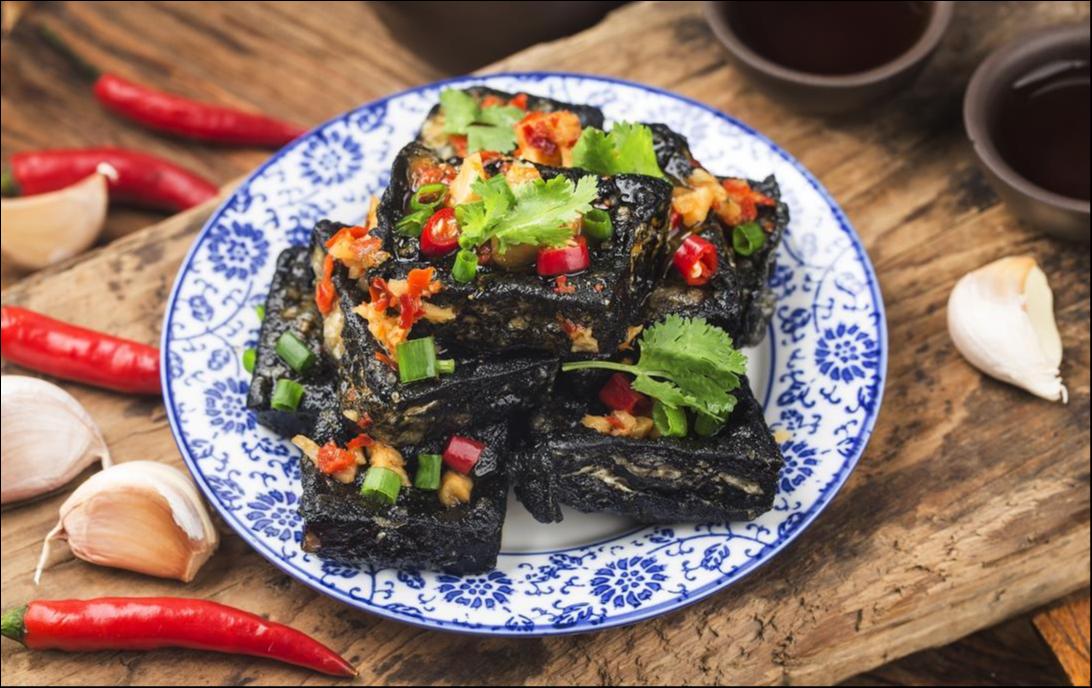 中国美食鄙视链的顶端，是臭味