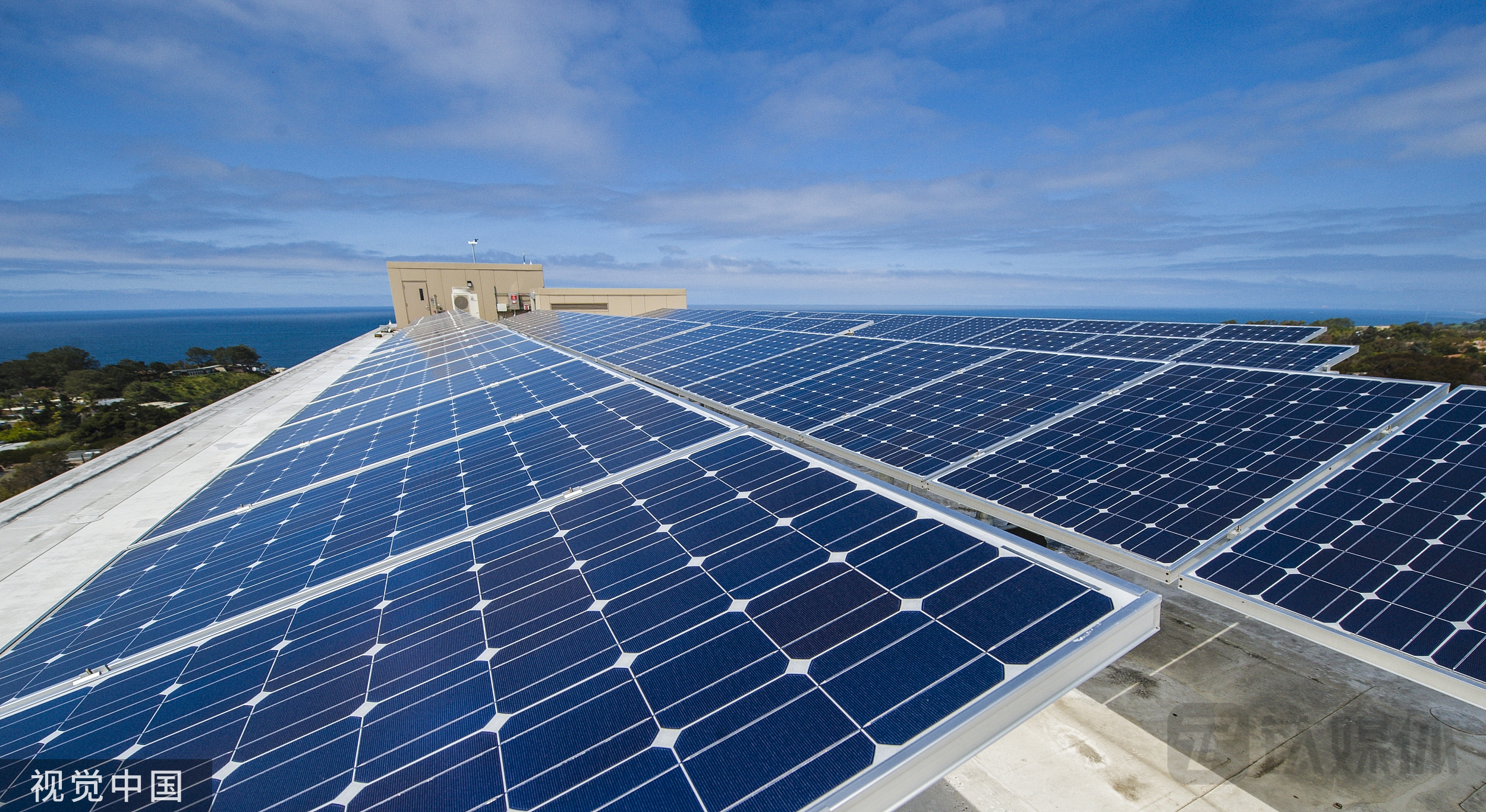 金刚光伏异质结产线进场，黎明前夜的跨界故事如何续讲？｜钛媒体深度