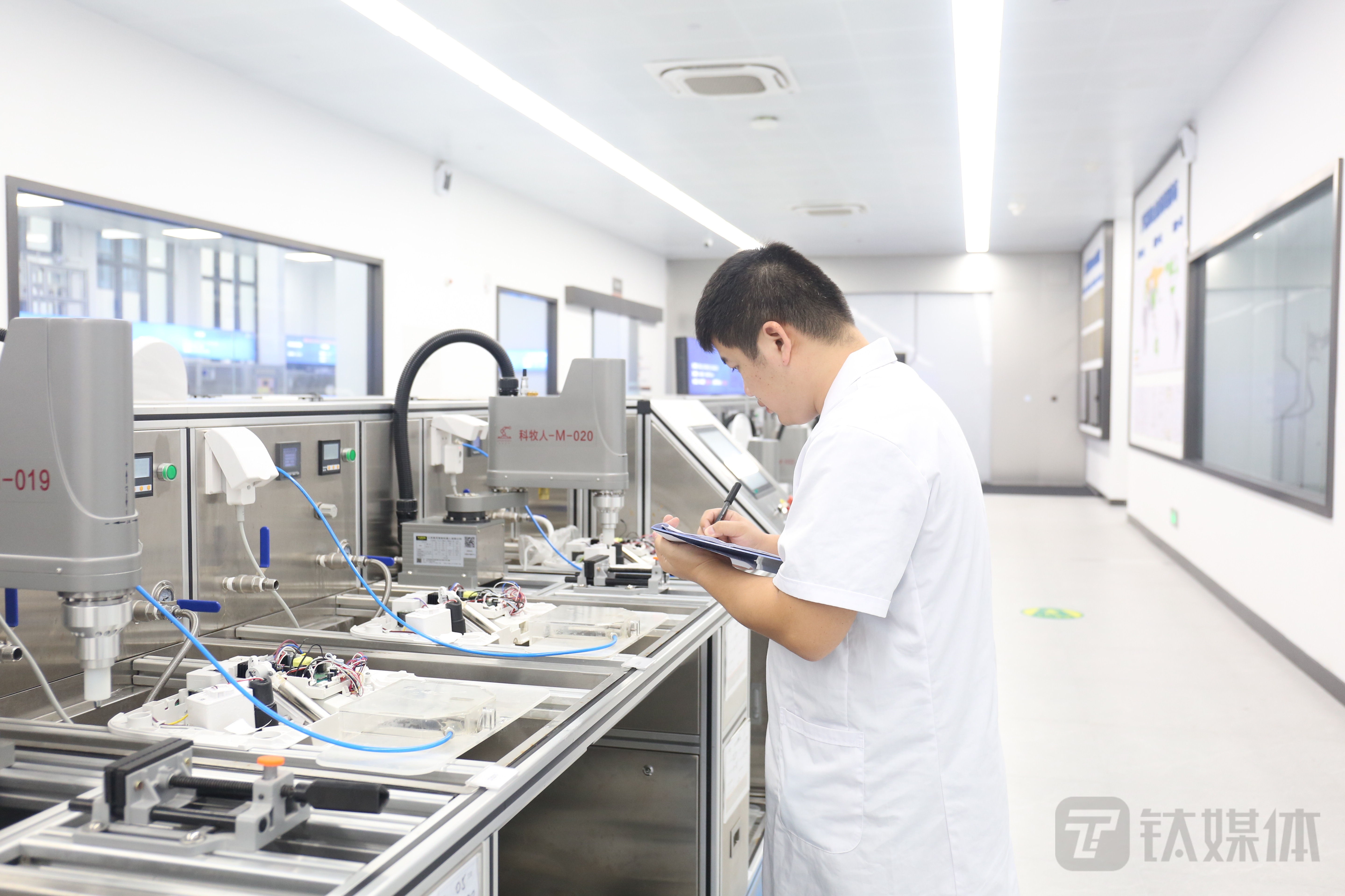 九牧每年研发投入不低于销售额10%，累计获得各项专利超2万项