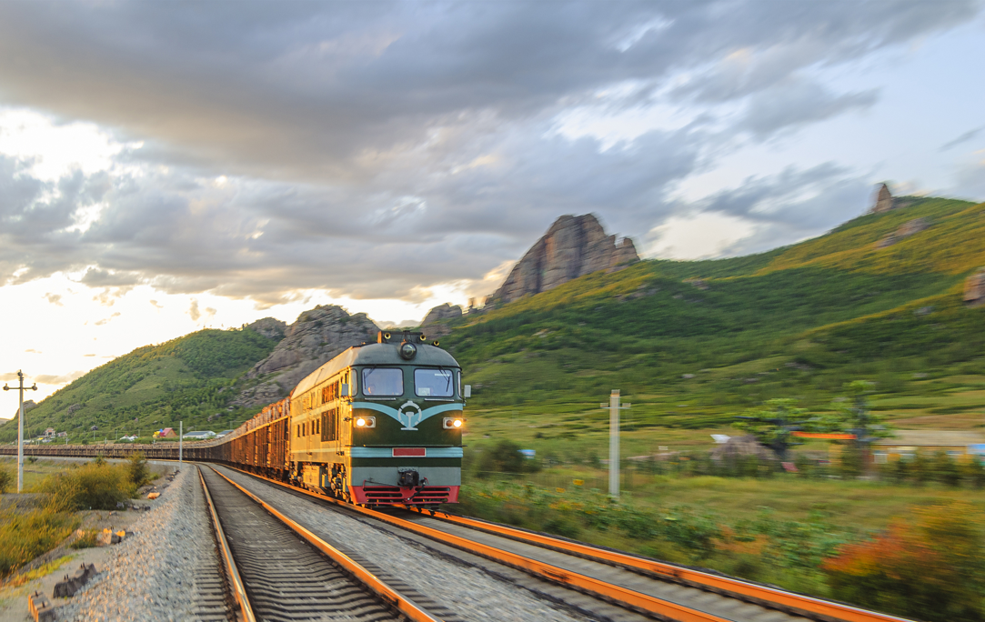 狂修铁路的西部，谁是最大赢家？