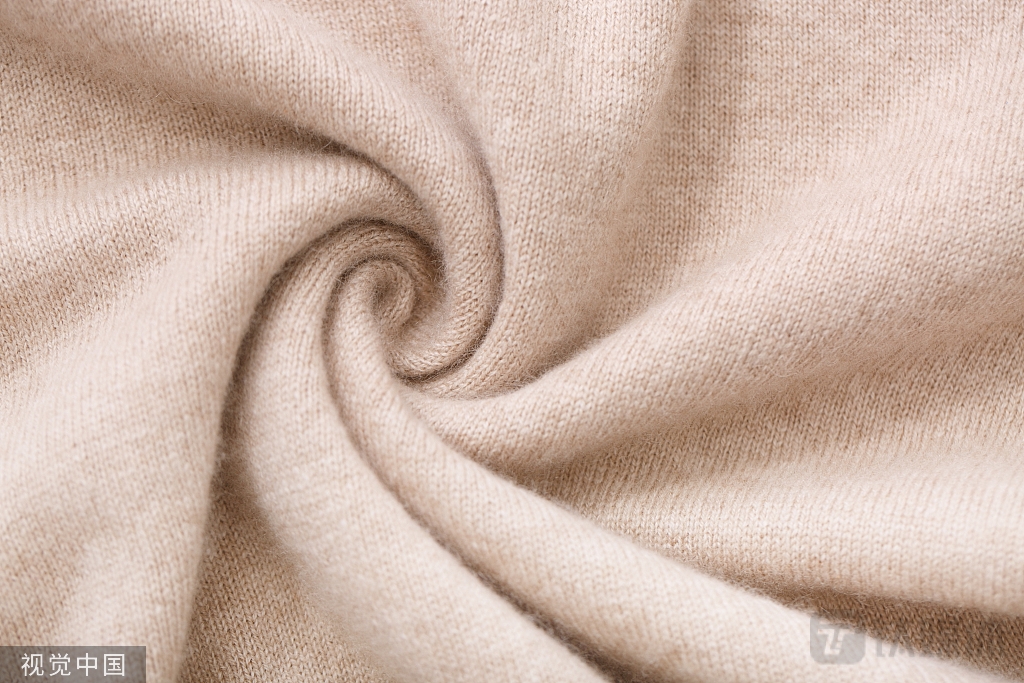 成衣定制拉低整体毛利率，直营利润受挤压仍扩张开店，被抽中现场检查的羊绒世家胜算几何？|IPO观察