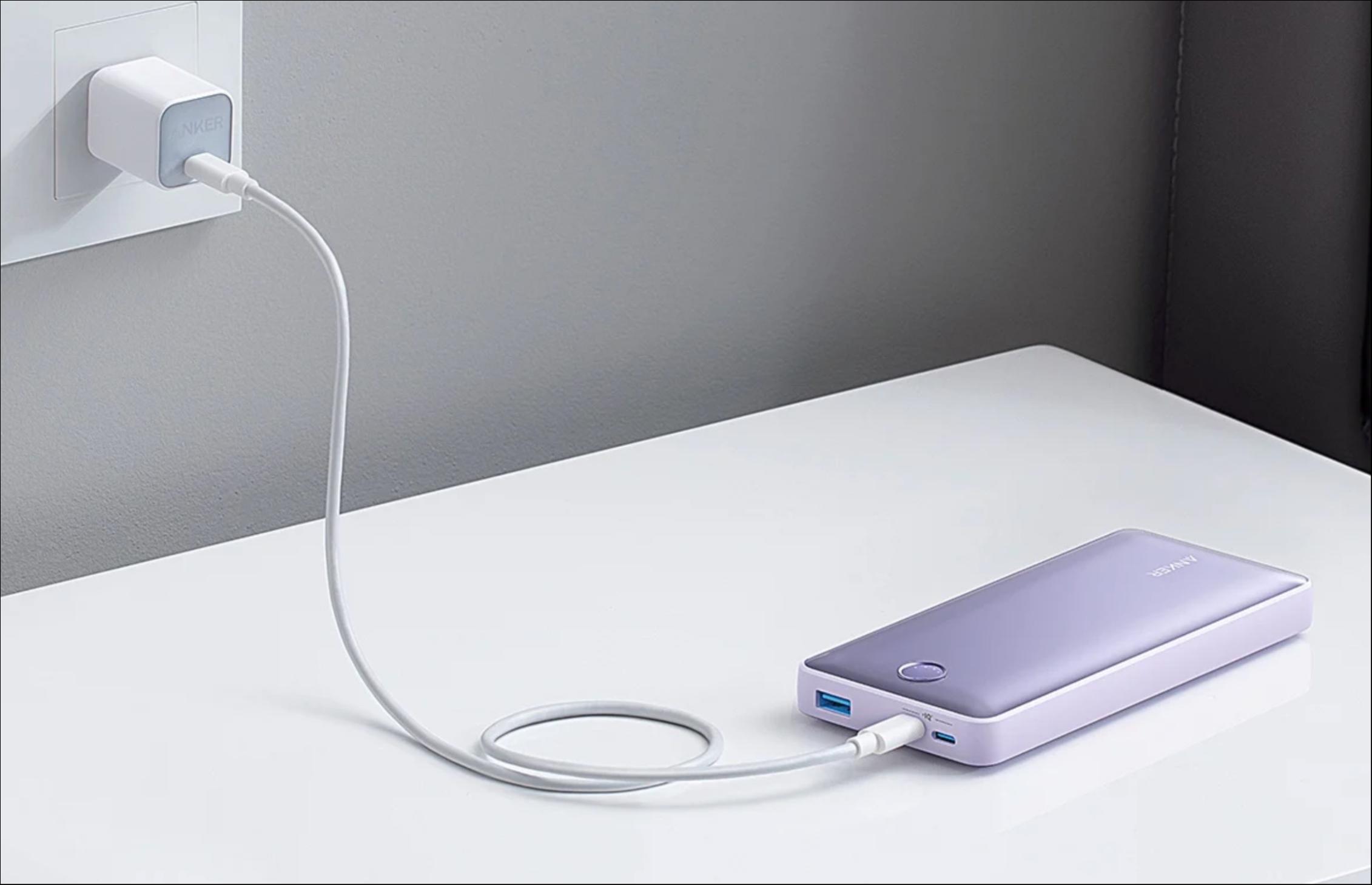 Anker A1366充电宝