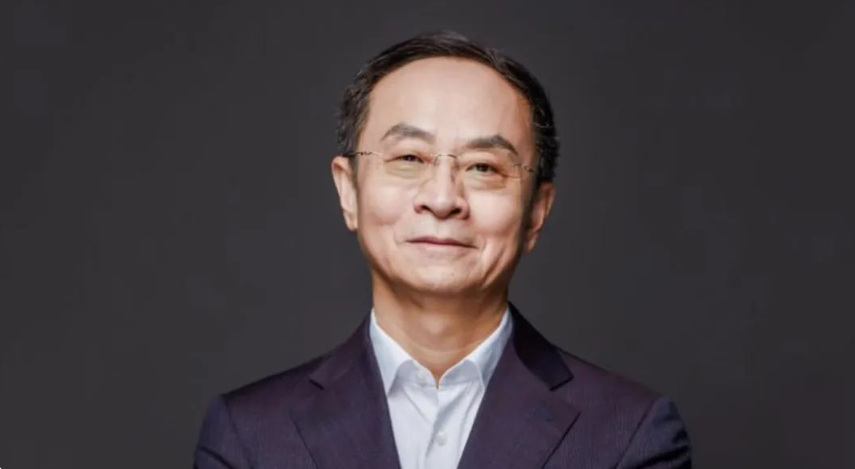 蒙冤、入狱，10年卧薪尝胆后，他王者再归来