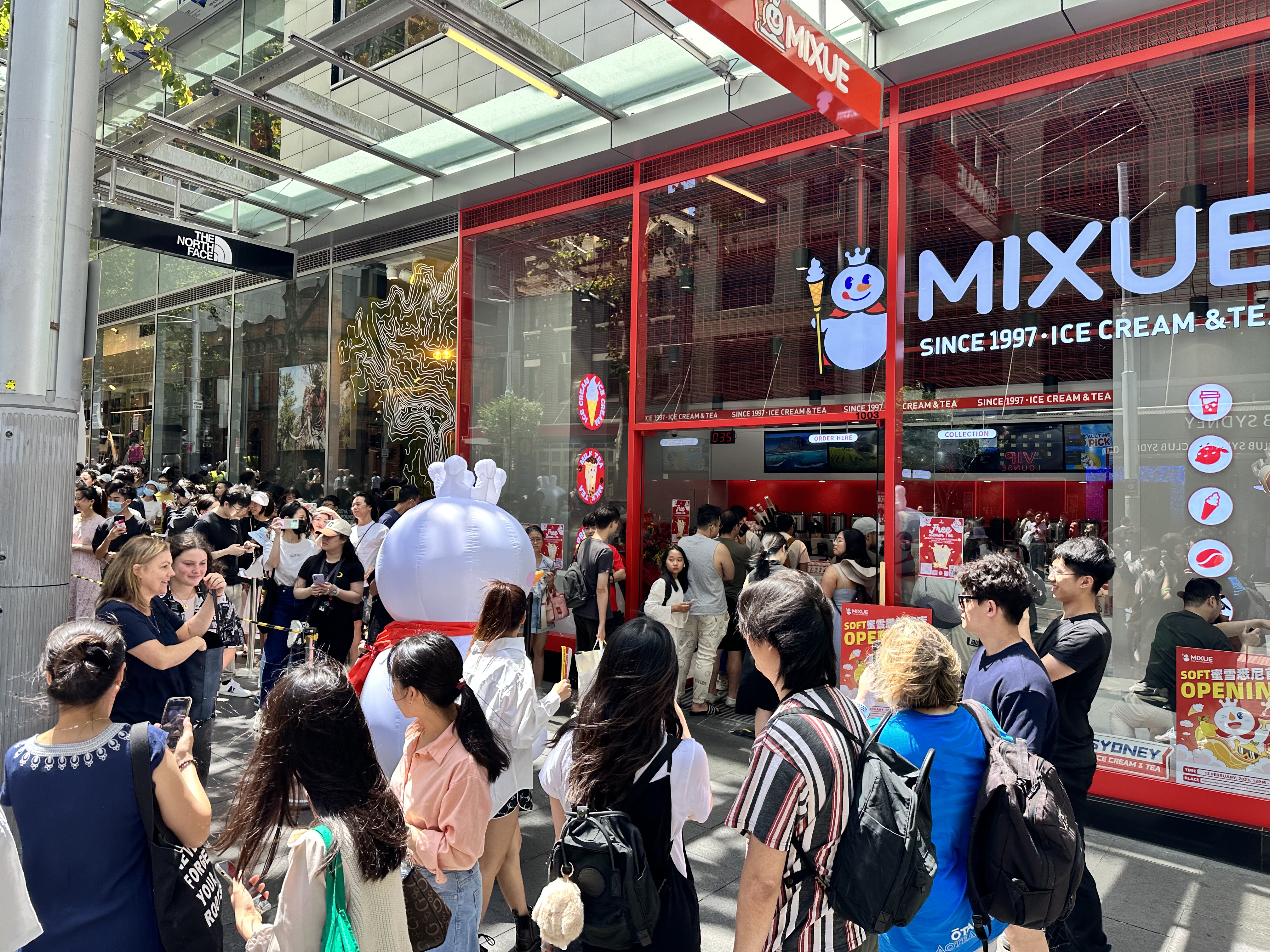 图片来源：蜜雪冰城